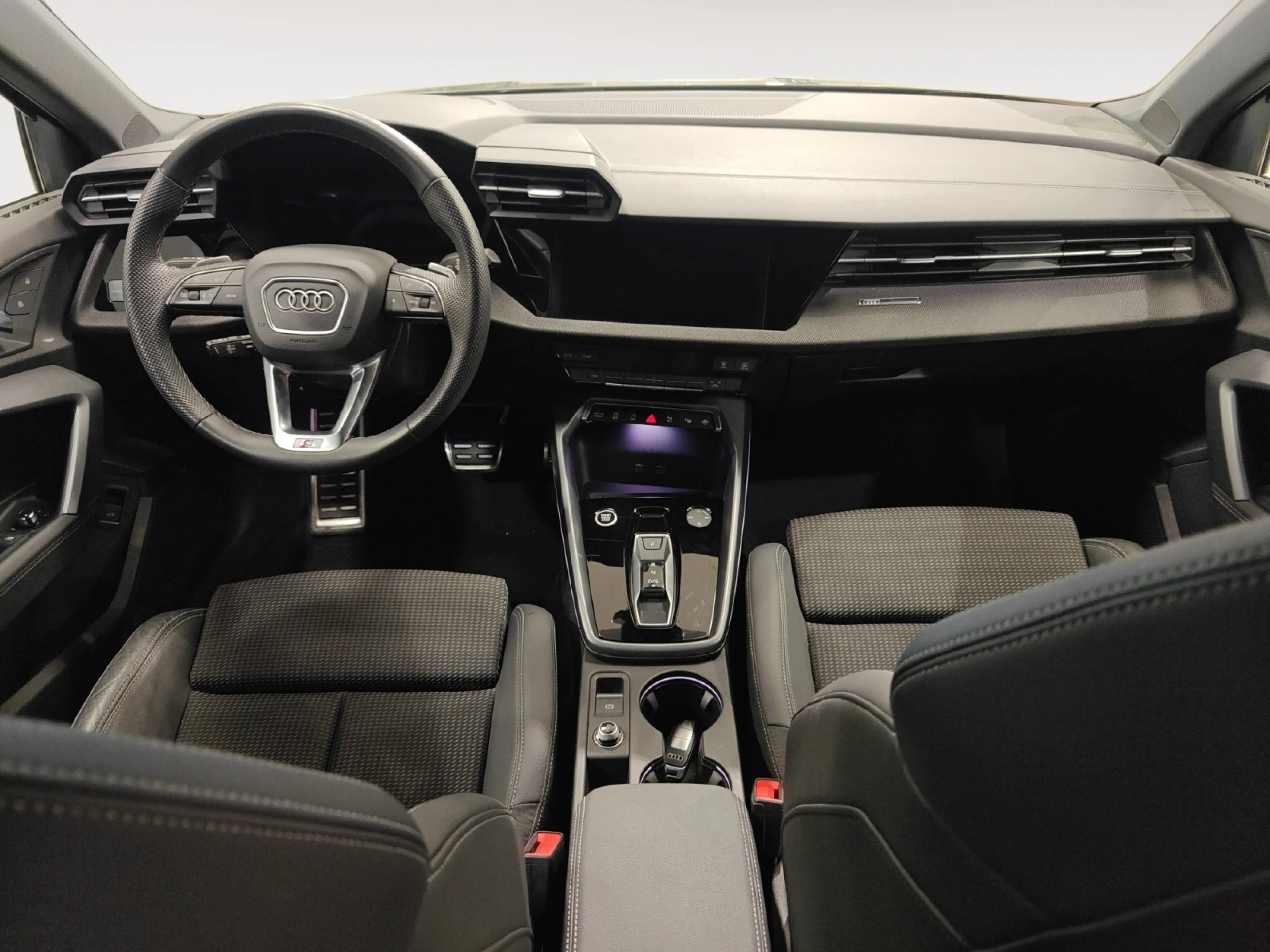 AUDI A3 SEDAN S LINE 35 TDI 110KW S TRONIC - Foto 4