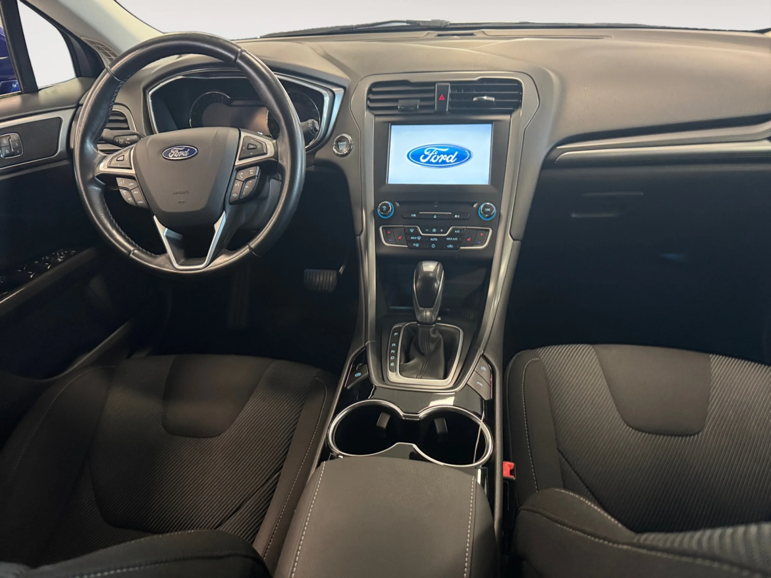 FORD Mondeo 2.0 TDCI 132KW POWERSHIFT TITANIUM - Foto 3