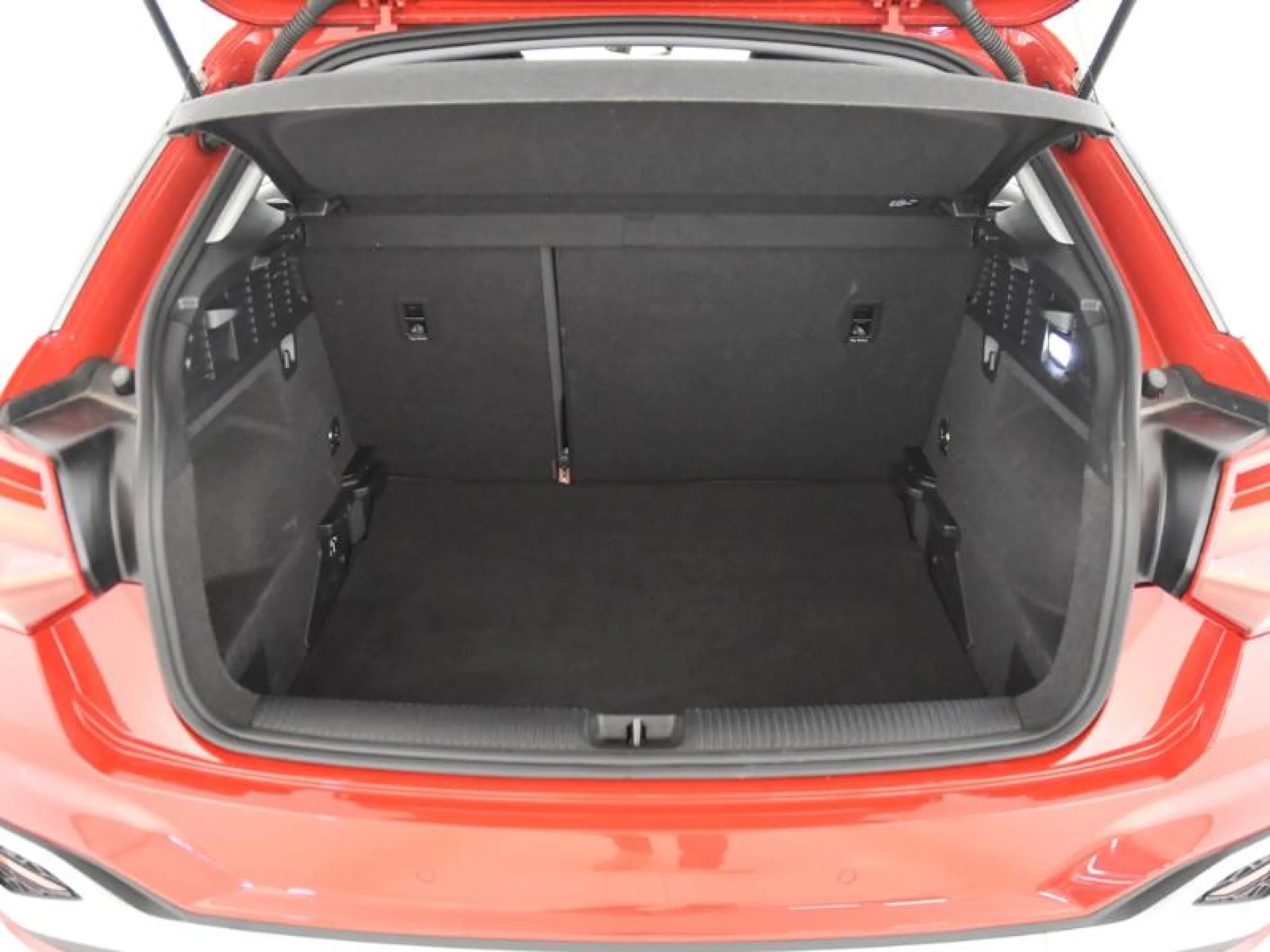 AUDI Q2 ADRENALIN 30 TDI 85KW (116CV) - Foto 7