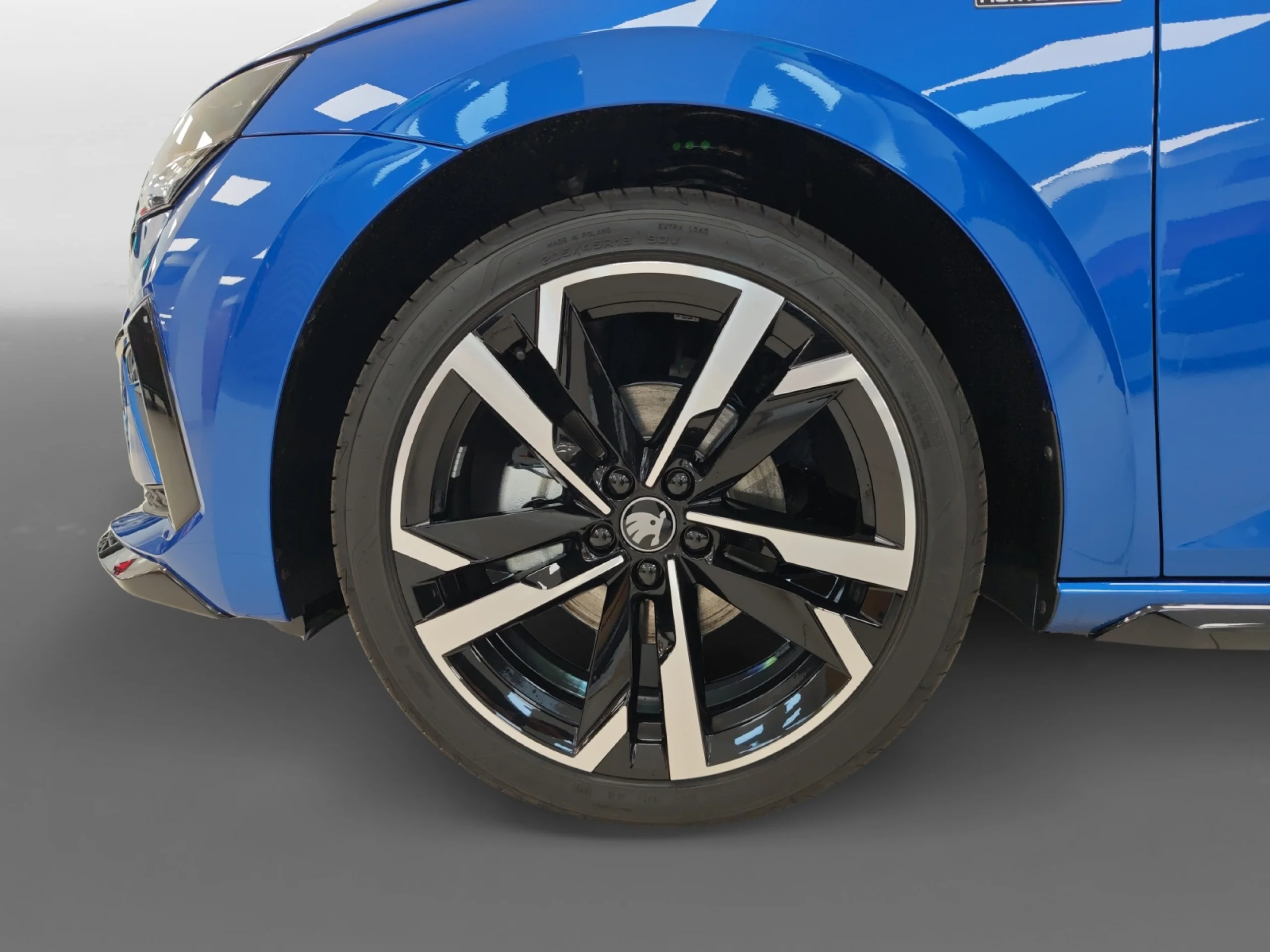 SKODA SCALA 1.5 TSI 110 KW (150 CV) DSG MONTE CARLO - Foto 8