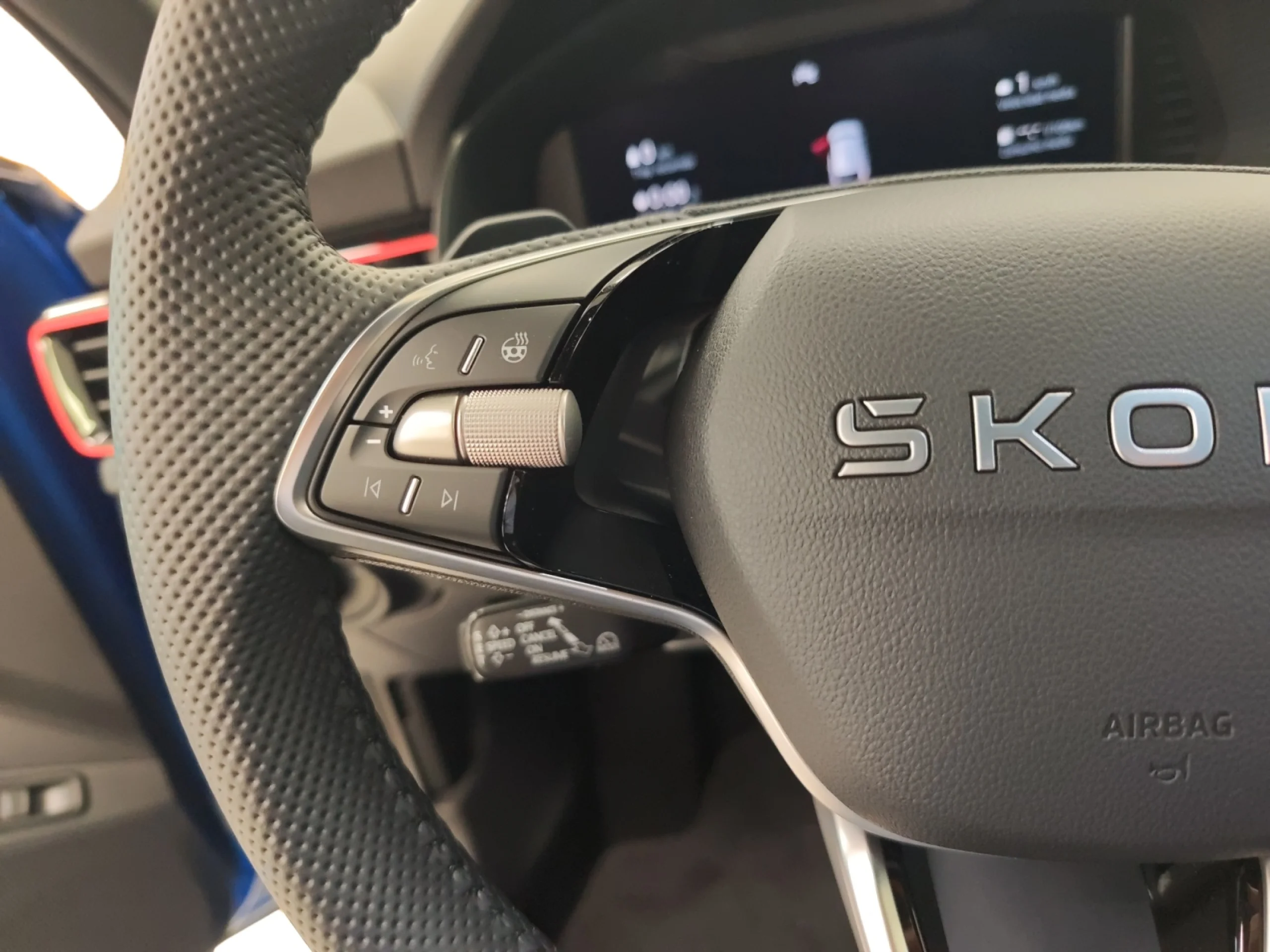 SKODA SCALA 1.5 TSI 110 KW (150 CV) DSG MONTE CARLO - Foto 11