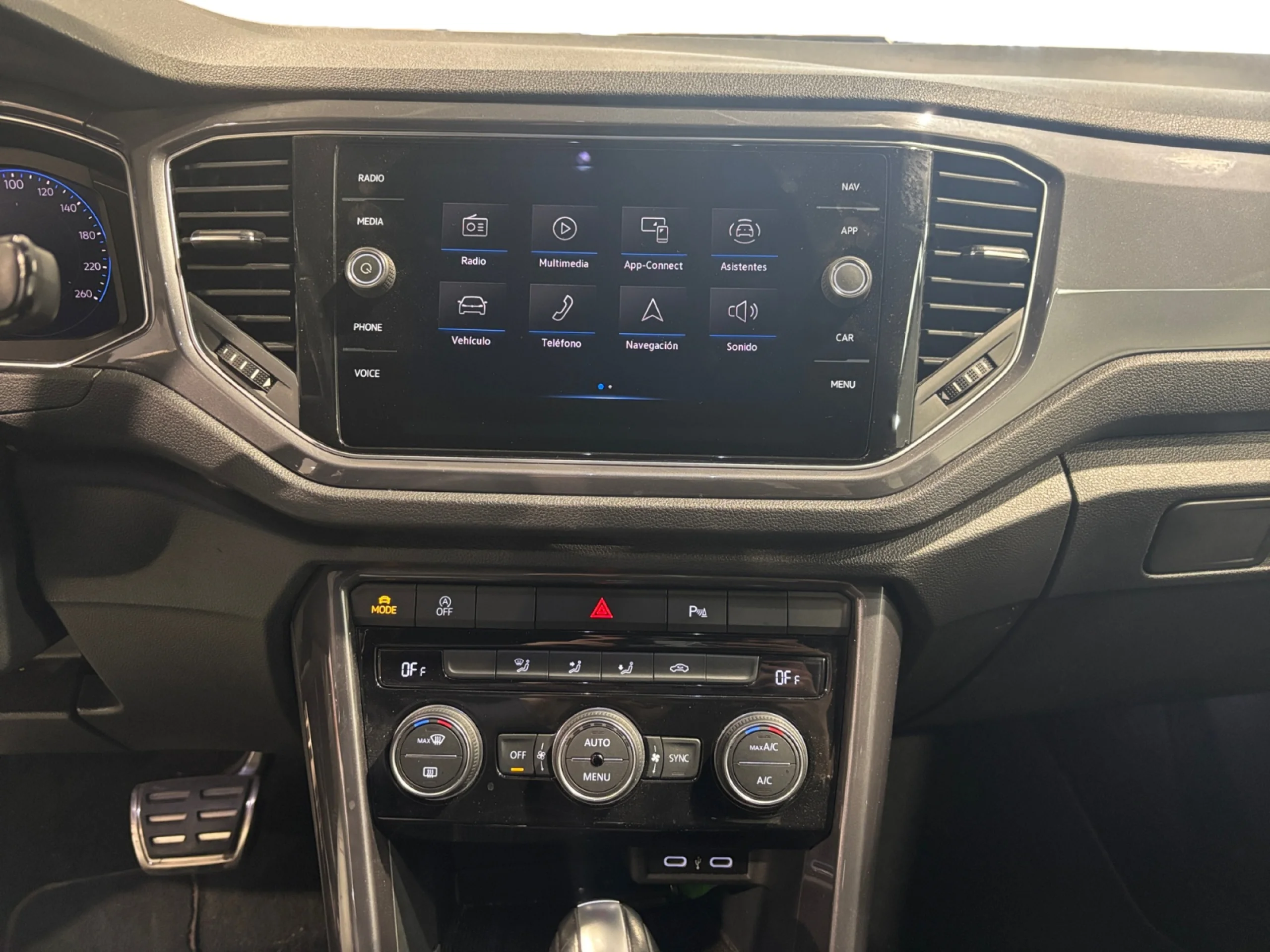 VOLKSWAGEN T ROC SPORT 1.5 TSI 110KW (150CV) DSG - Foto 9