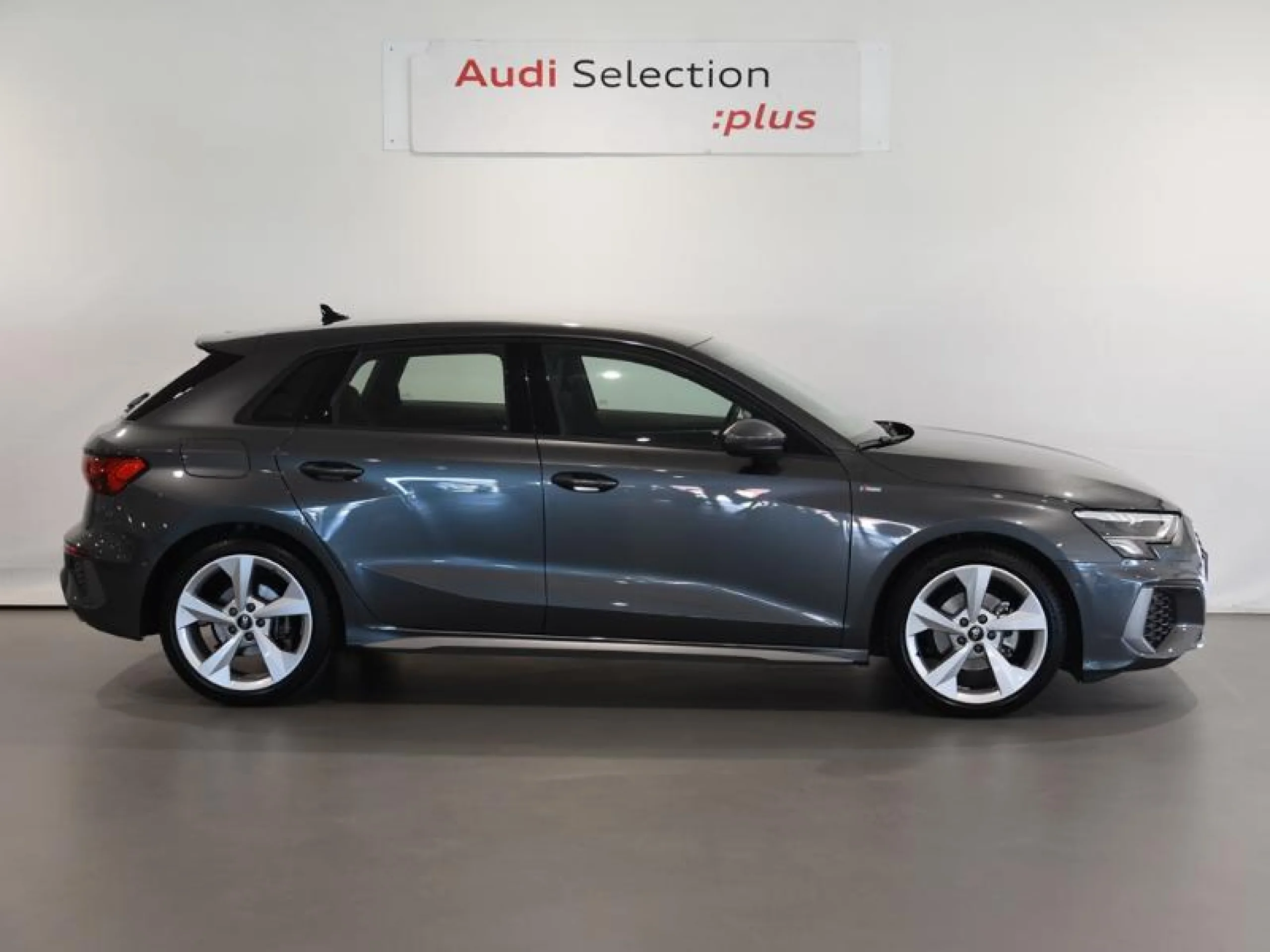 AUDI A3 SPORTBACK S LINE 35 TDI 110KW (150CV) - Foto 3