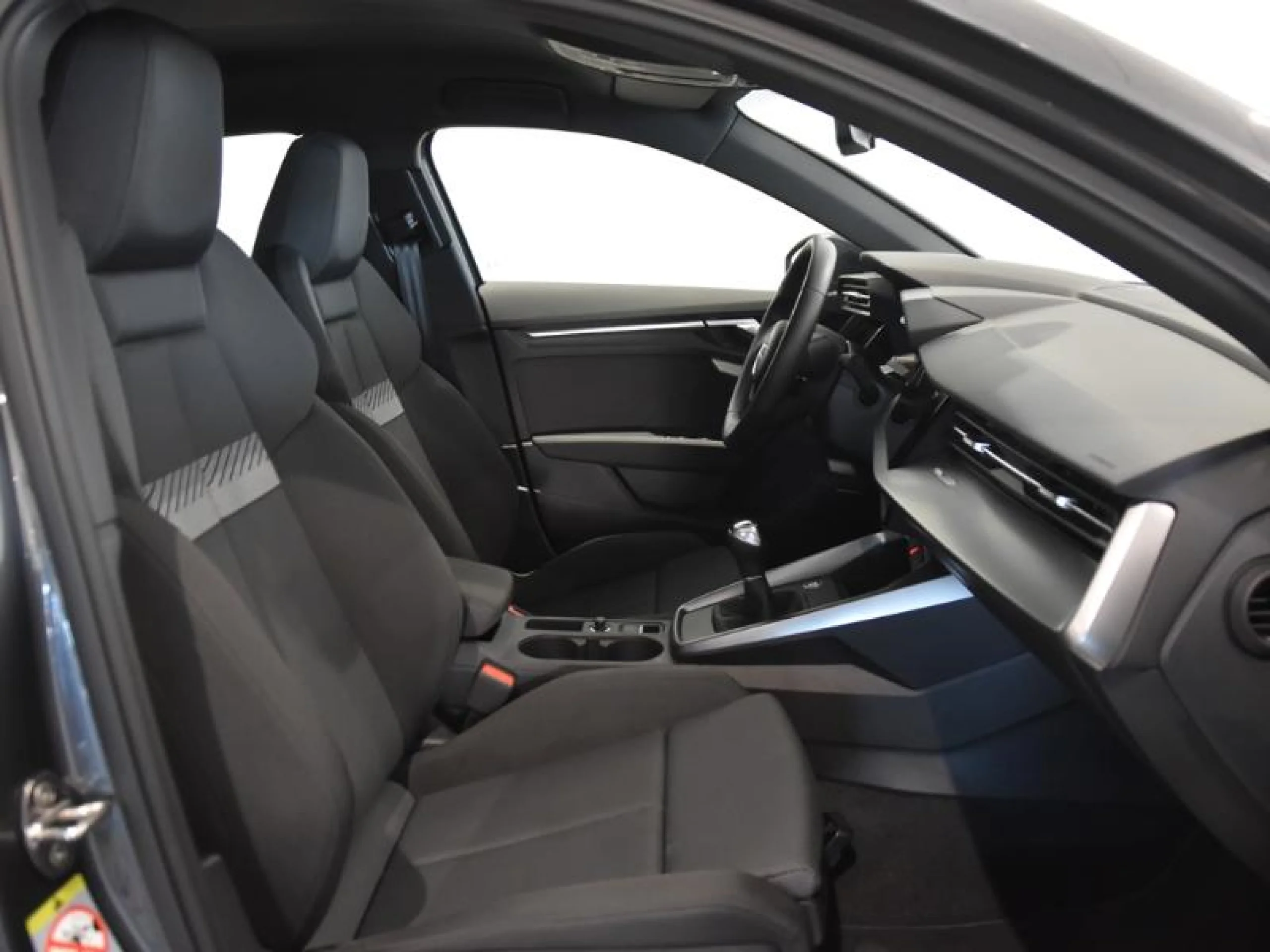 AUDI A3 SPORTBACK S LINE 35 TDI 110KW (150CV) - Foto 6