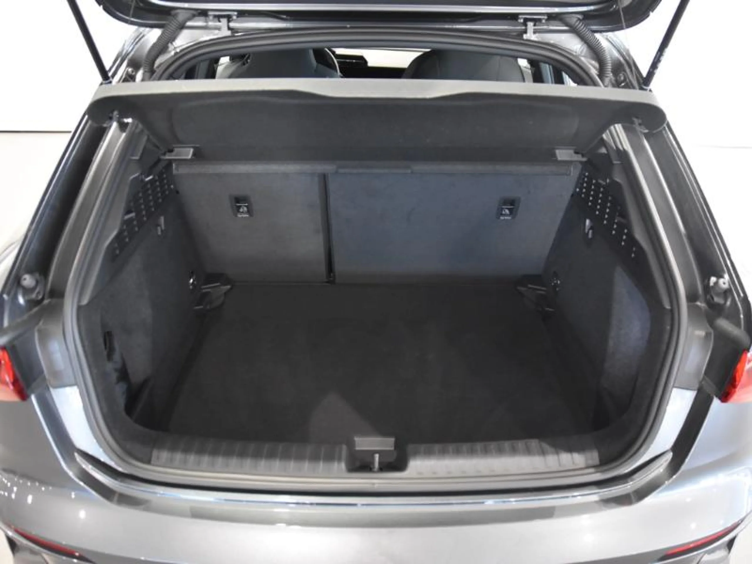 AUDI A3 SPORTBACK S LINE 35 TDI 110KW (150CV) - Foto 7