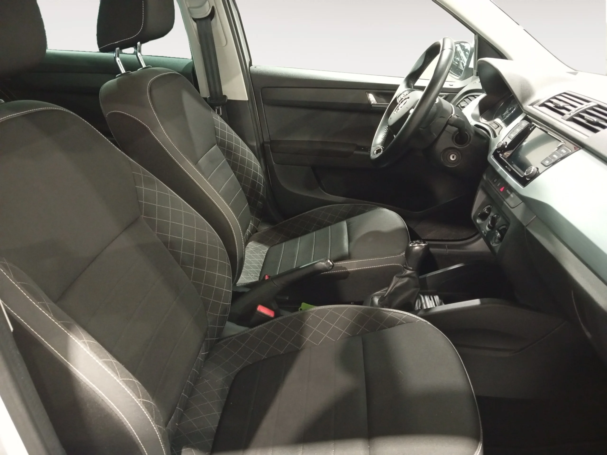 SKODA FABIA 1.0 TSI 70KW (95CV) AMBITION - Foto 5