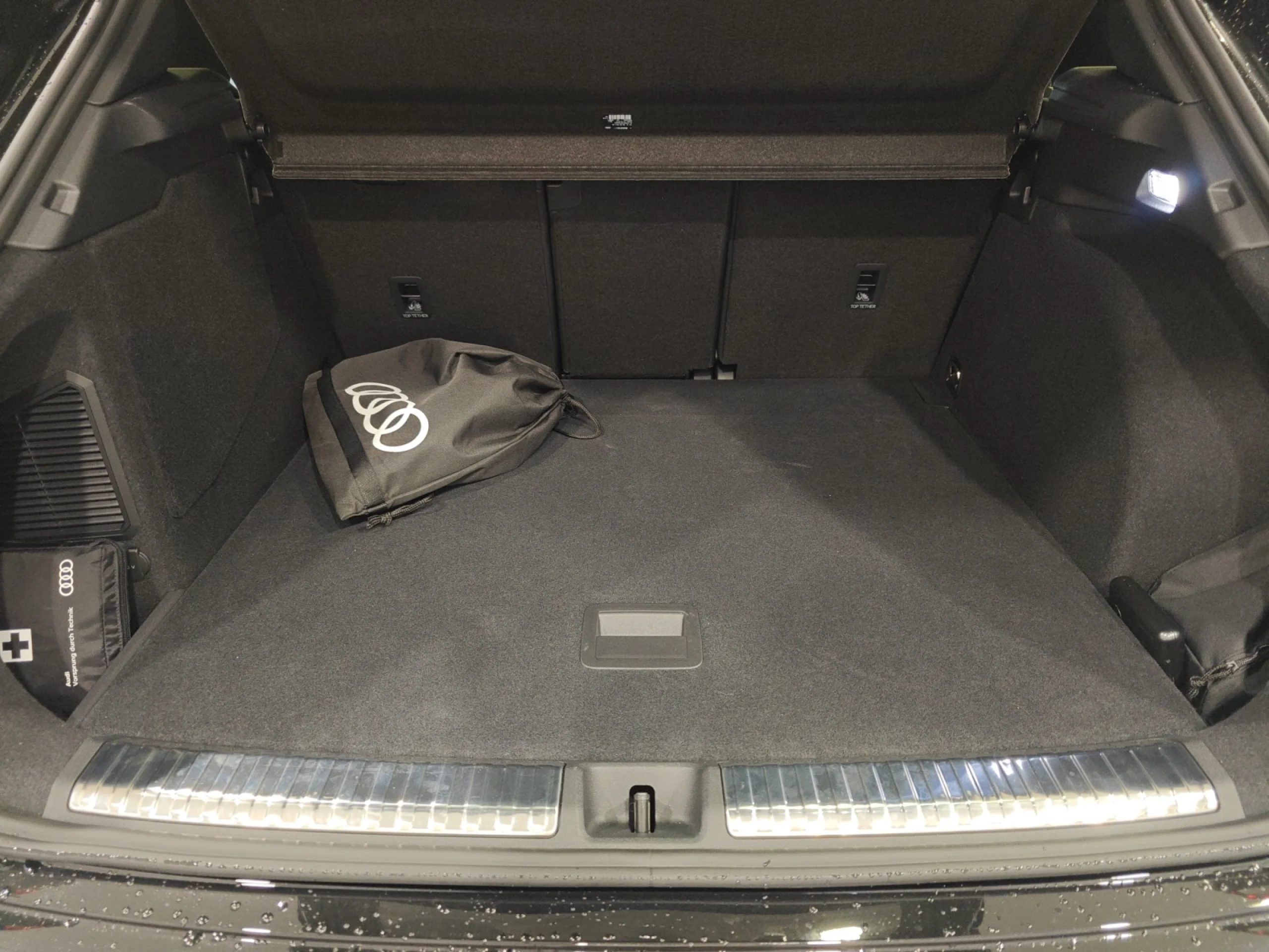 AUDI Q3 Q3 SUV LAUNCH EDITION E HYBRID  200 KW S TRONIC - Foto 7