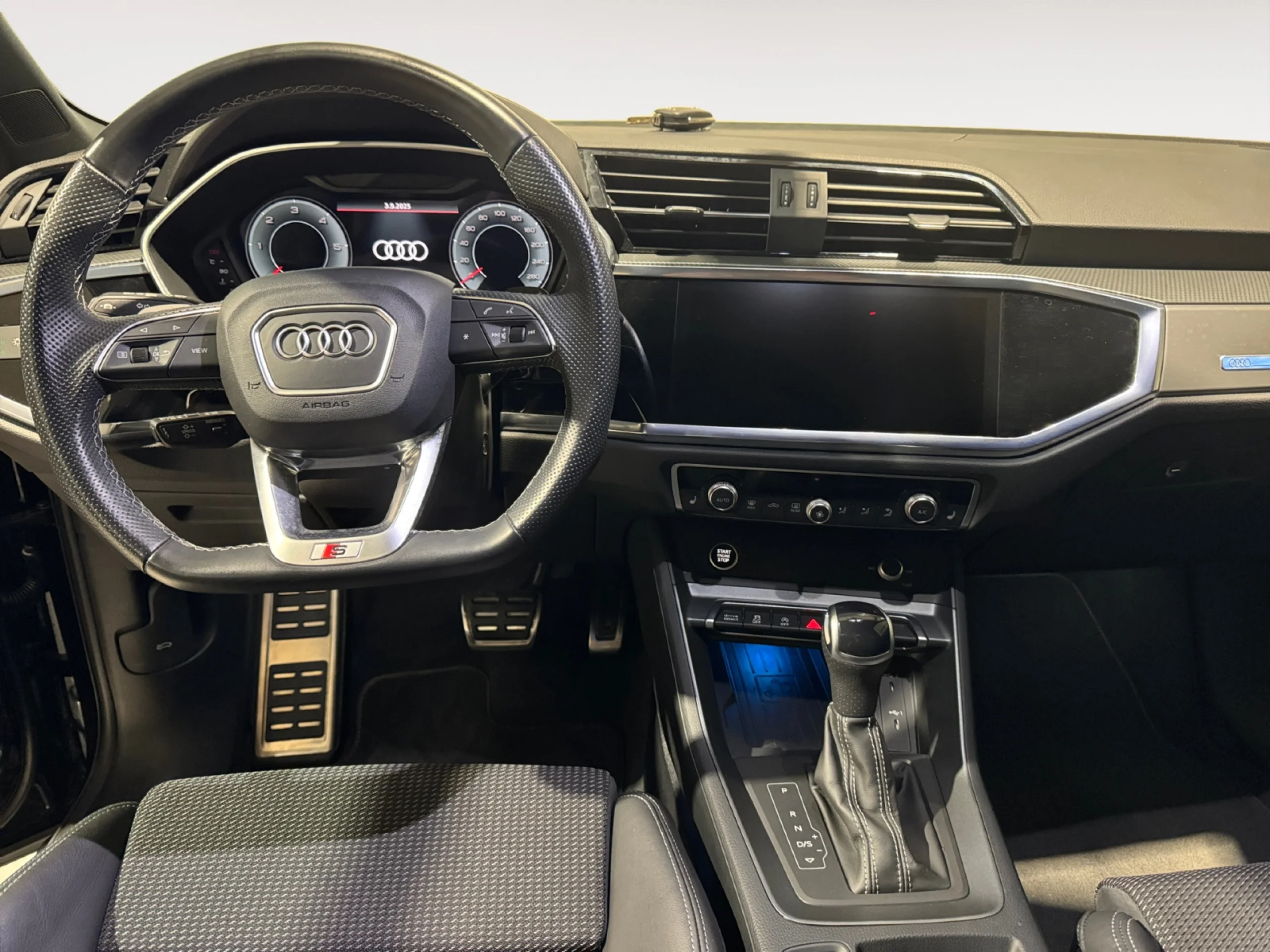 AUDI Q3 BLACK LINE 35 TDI 110KW (150CV) S TRONIC - Foto 7