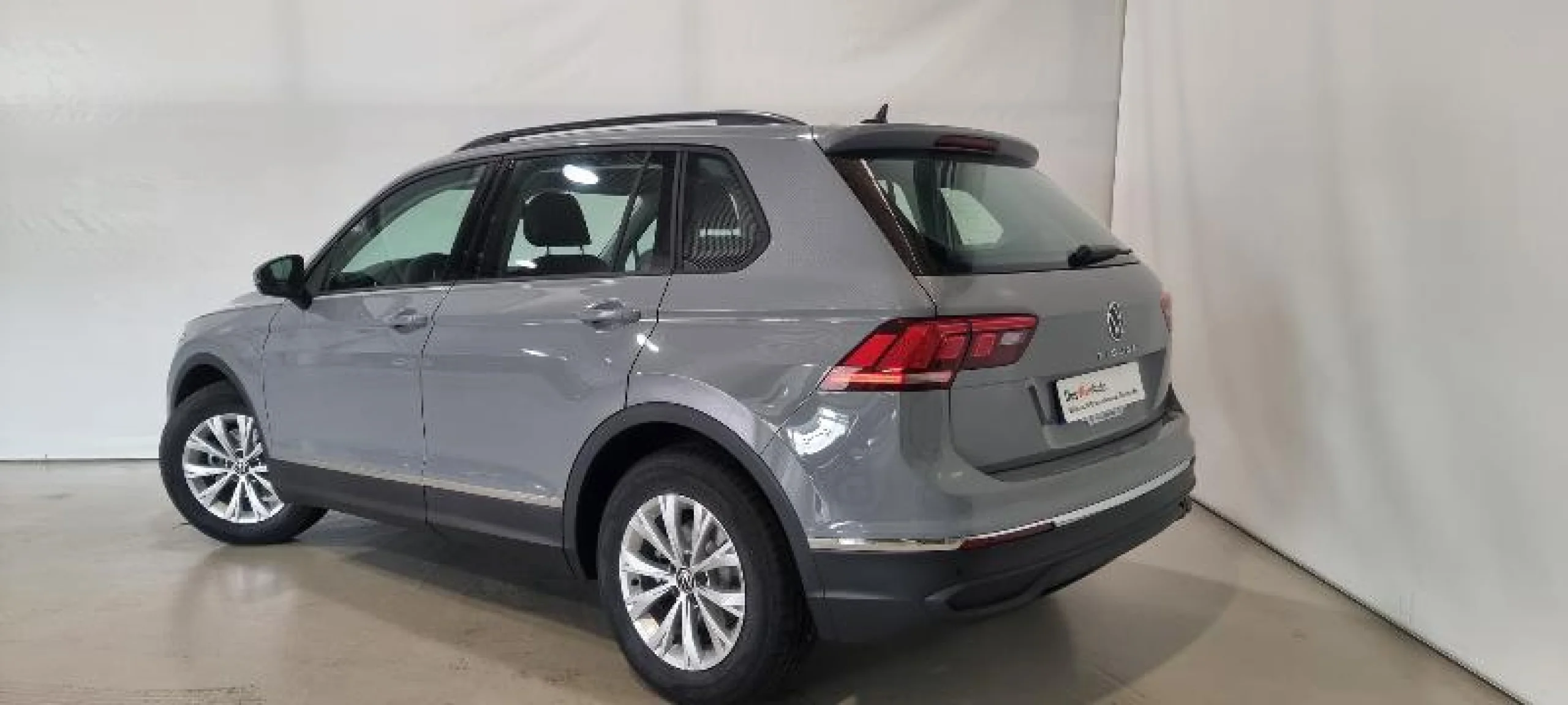 VOLKSWAGEN TIGUAN TIGUAN 1.5 TSI 96 KW (130 CV)  6 VEL. - Foto 2