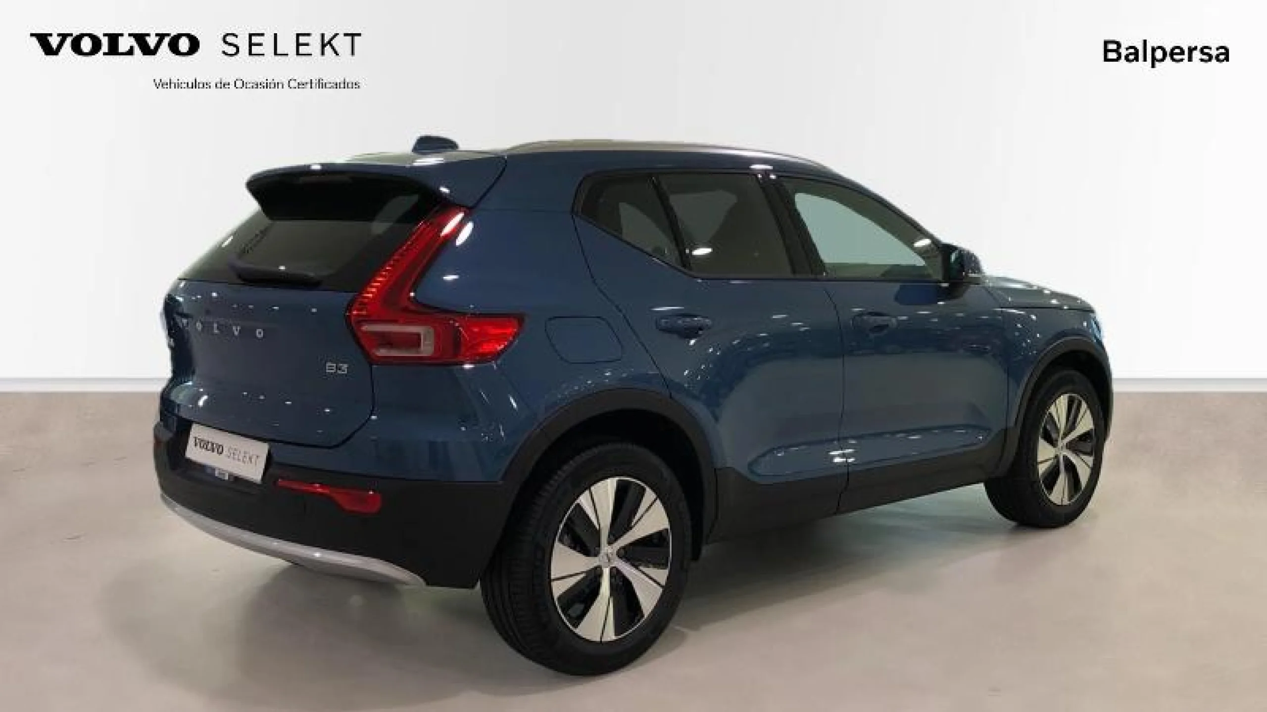 VOLVO XC40 2.0 B3 G CORE AUTO - Foto 8
