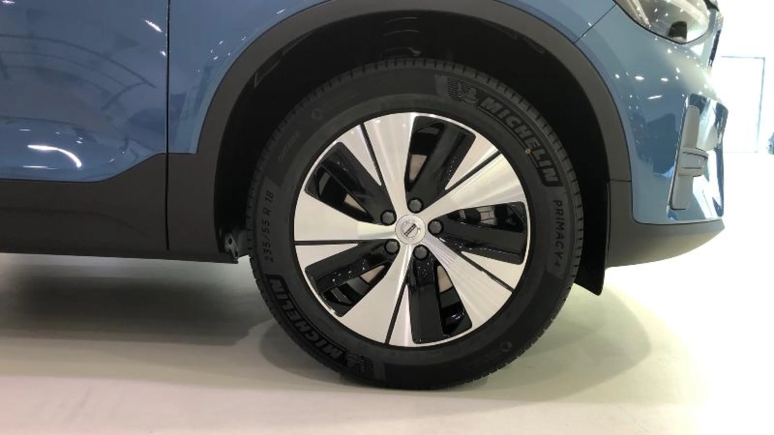 VOLVO XC40 2.0 B3 G CORE AUTO - Foto 16