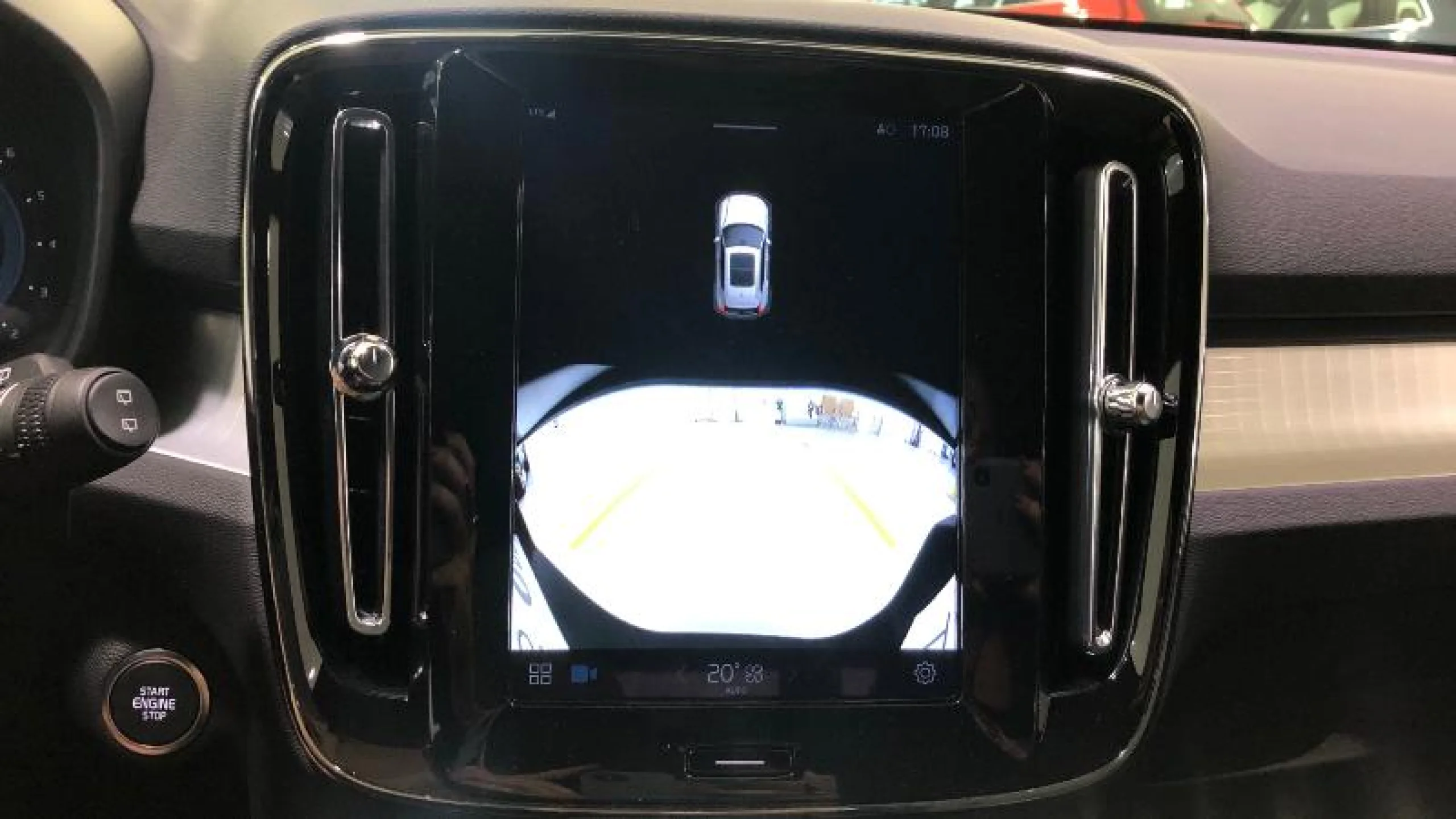 VOLVO XC40 2.0 B3 G CORE AUTO - Foto 19