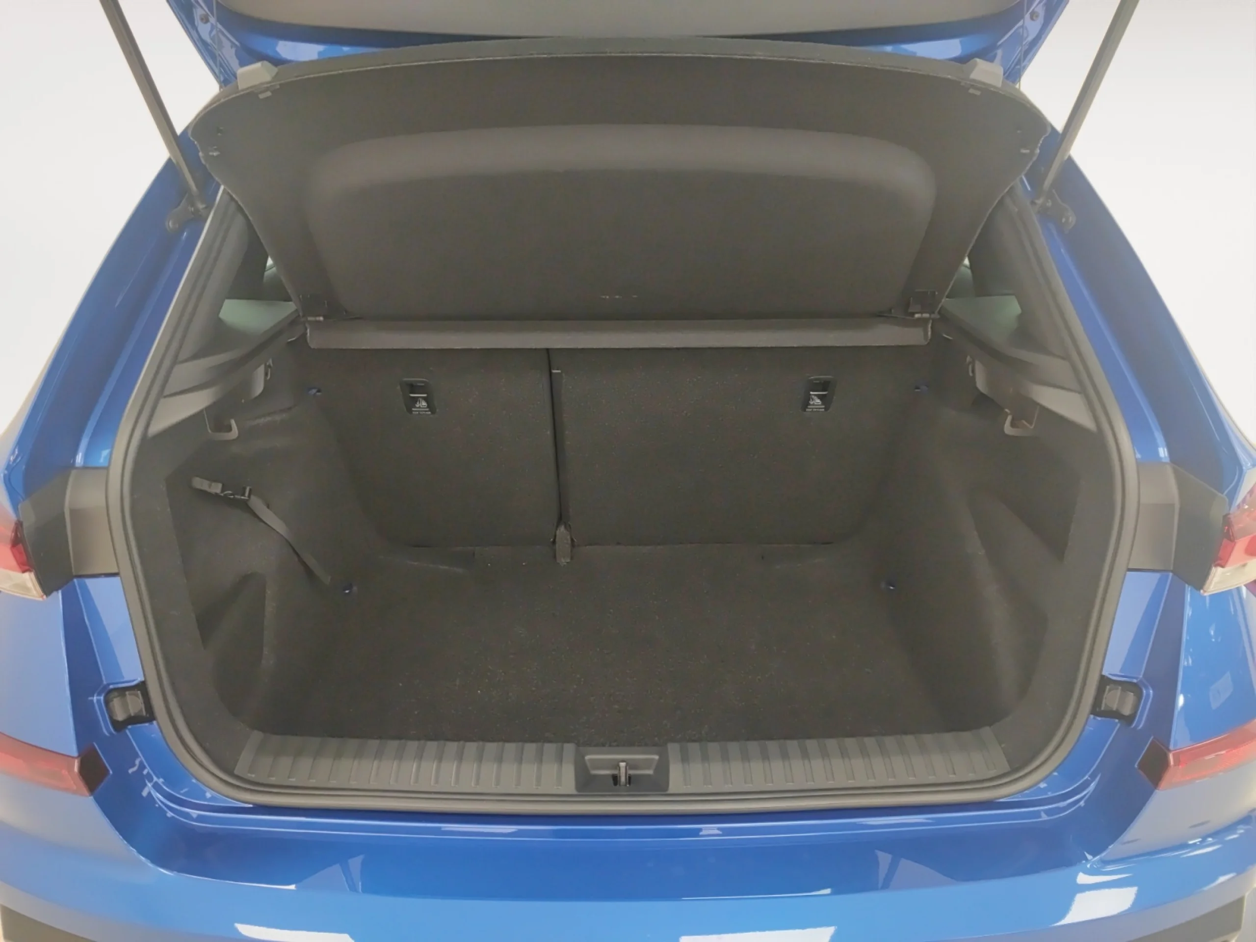 SKODA KAMIQ 1.0 TSI 85KW (115CV) SPORT - Foto 7