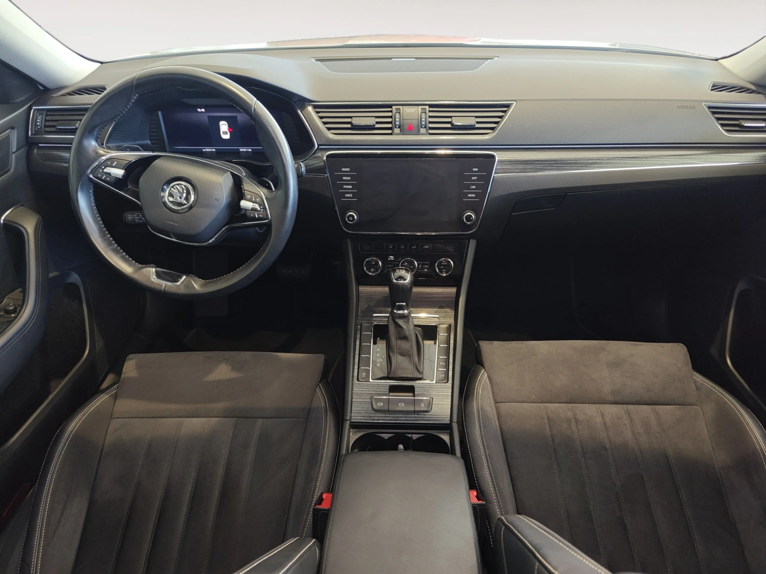 SKODA Superb 2.0 TDI 110KW (150CV) DSG STYLE - Foto 4