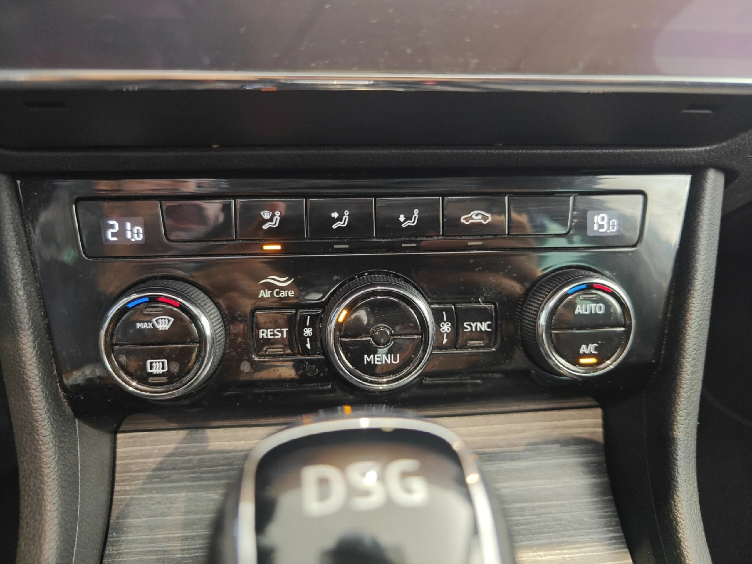 SKODA Superb 2.0 TDI 110KW (150CV) DSG STYLE - Foto 20