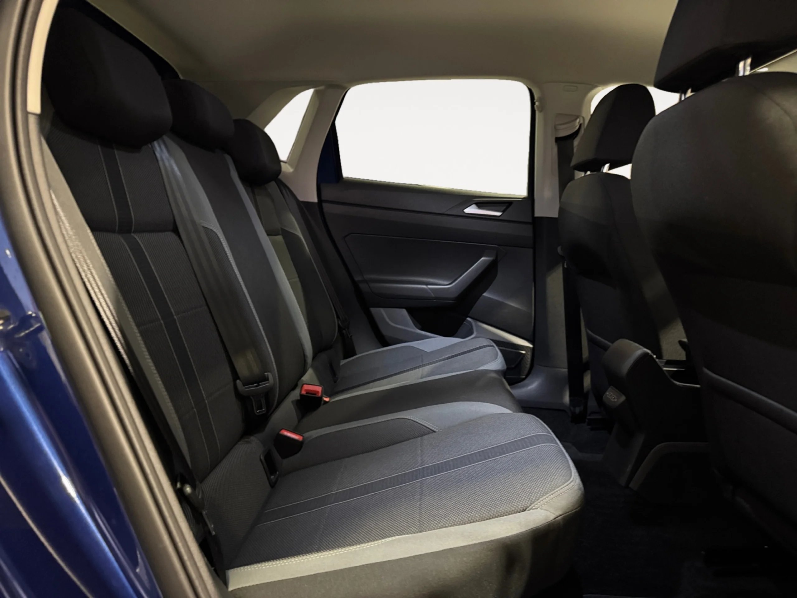 VOLKSWAGEN POLO SPORT 1.0 TSI 70KW (95CV) - Foto 6