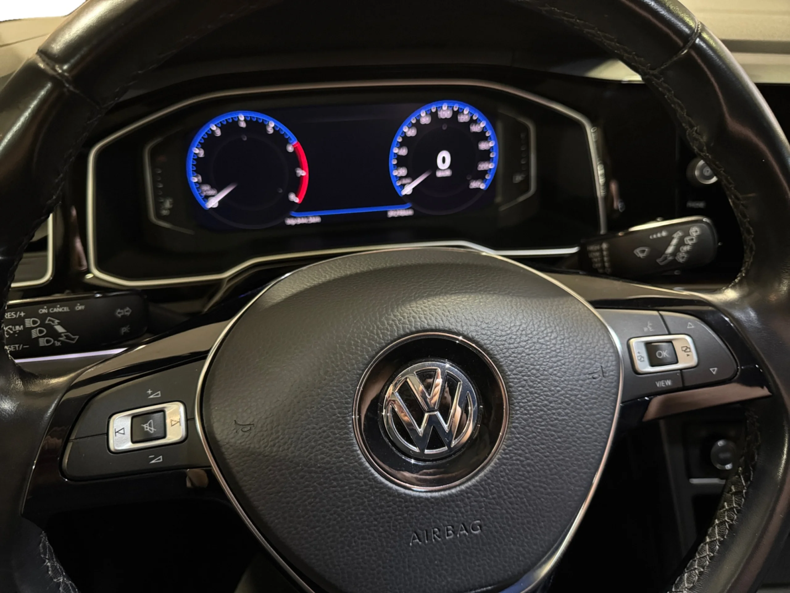 VOLKSWAGEN POLO SPORT 1.0 TSI 70KW (95CV) - Foto 9