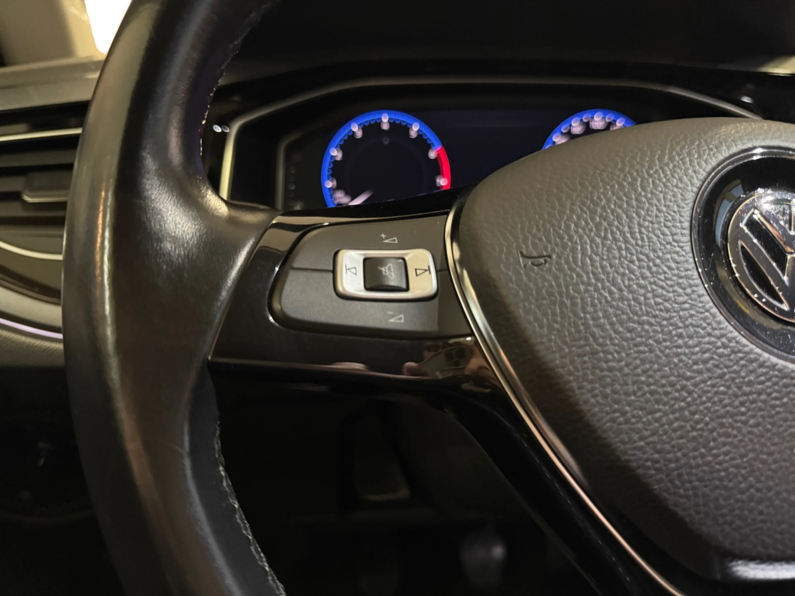 VOLKSWAGEN POLO SPORT 1.0 TSI 70KW (95CV) - Foto 11