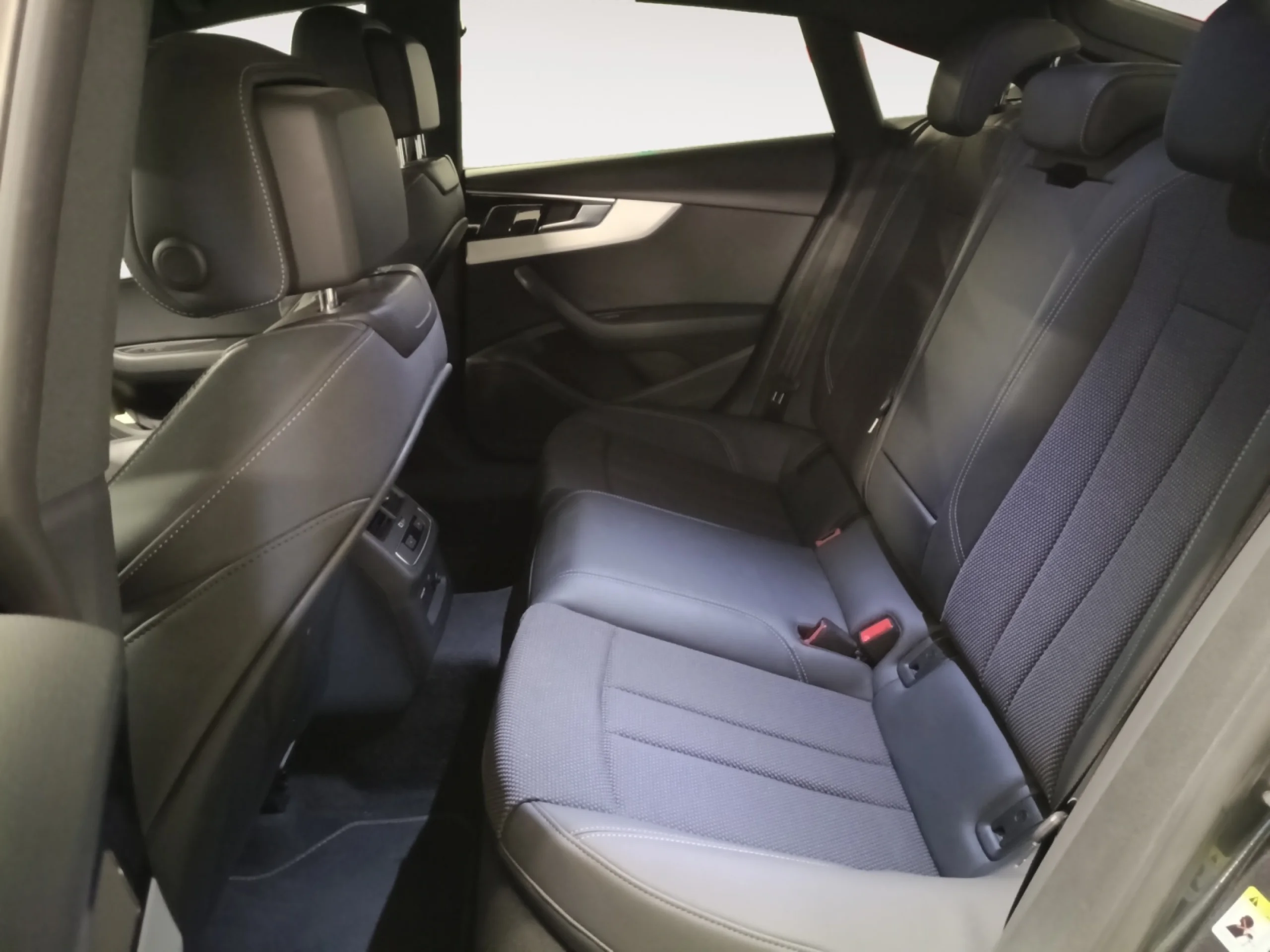 AUDI A5 S LINE 35 TDI 120KW S TRONIC SPORTBACK - Foto 6