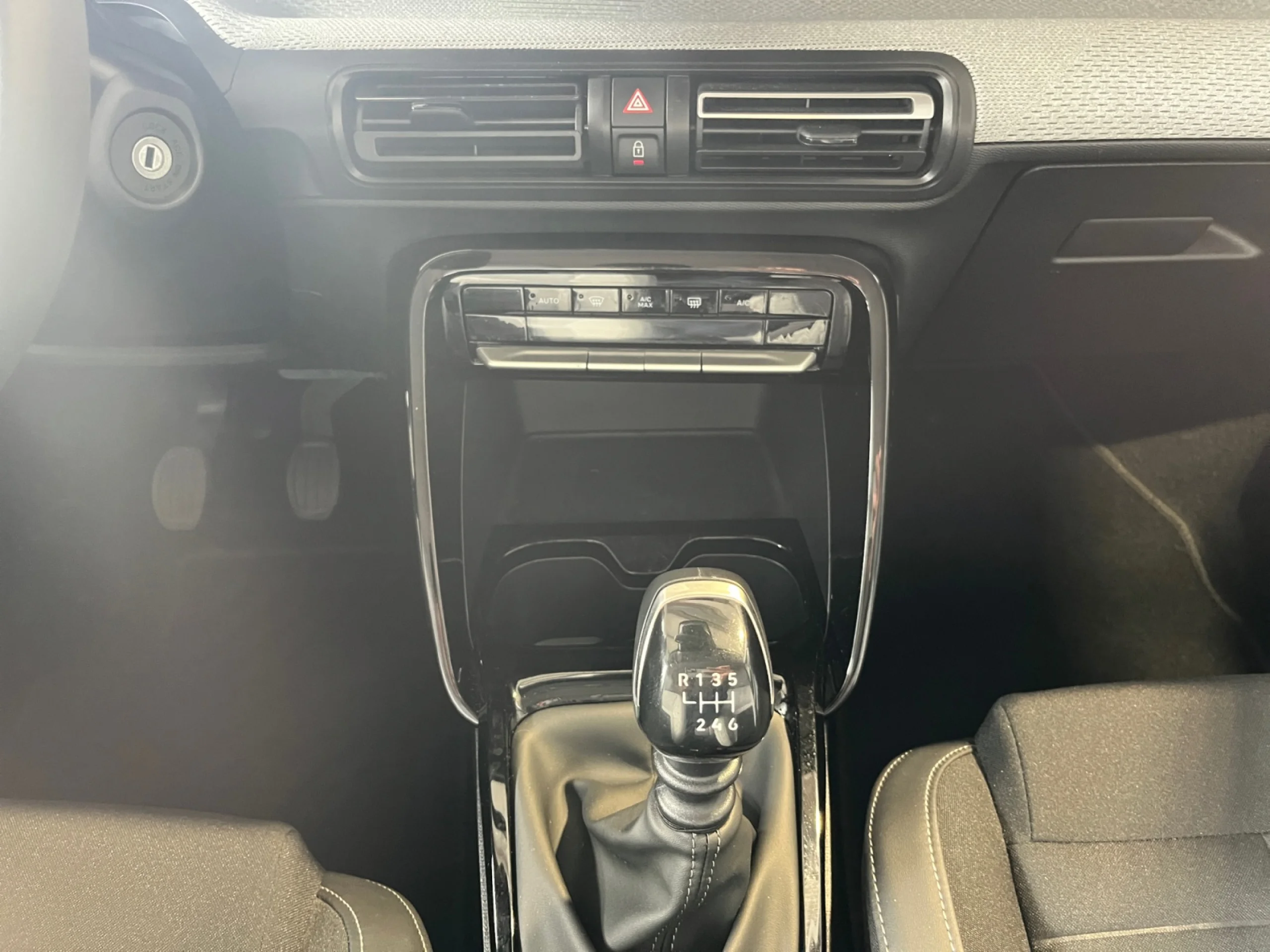 CITROEN C3 TURBO 100 MAX - Foto 14