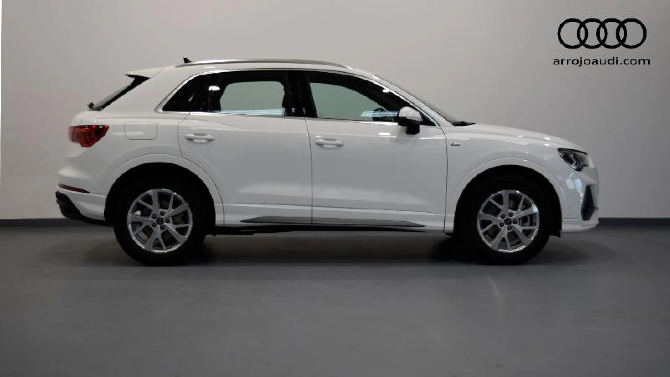 AUDI Q3 45 TFSI E 180KW S TRONIC S LINE - Foto 3