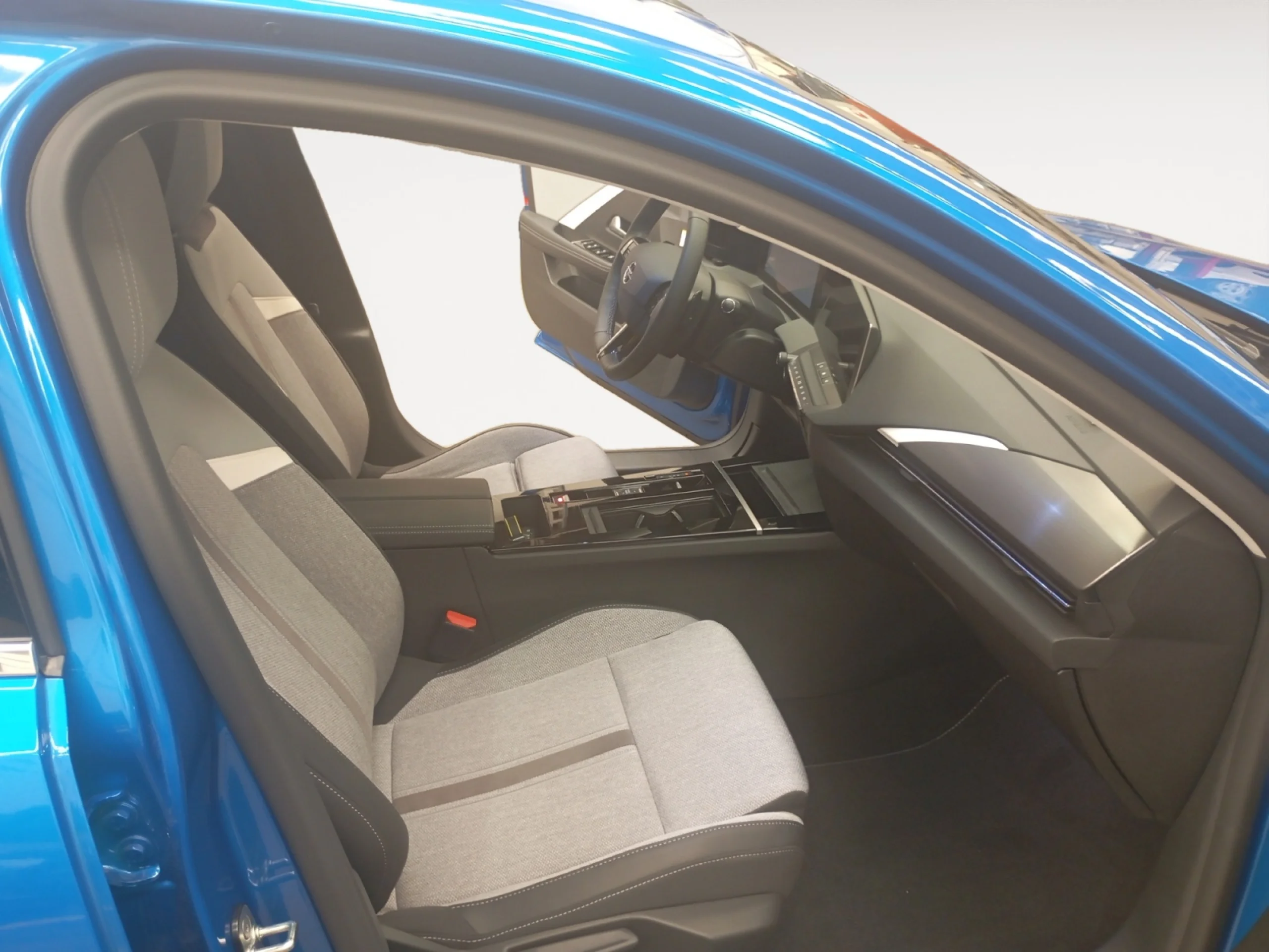 OPEL ASTRA NUEVO ASTRA PHEV 5P ELEGANCE 1.6T HYBRID AT8 S/S 180 HP (132KW) - Foto 5