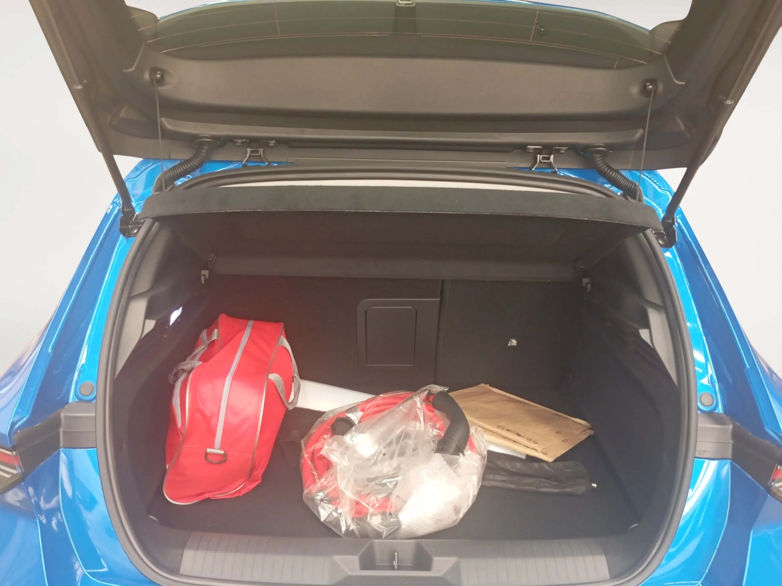 OPEL ASTRA NUEVO ASTRA PHEV 5P ELEGANCE 1.6T HYBRID AT8 S/S 180 HP (132KW) - Foto 8