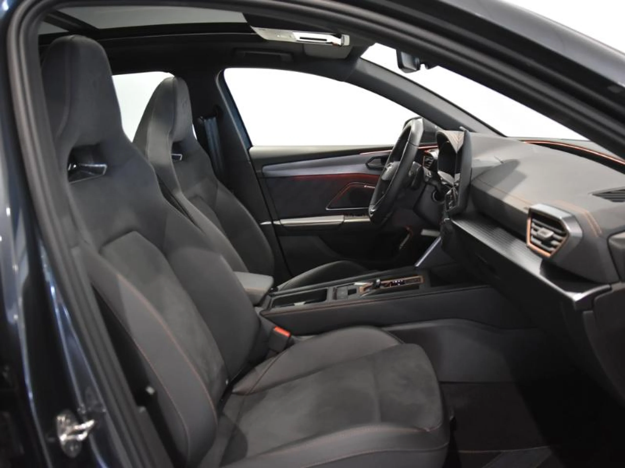 CUPRA LEON SP 1.5 ETSI 110KW (150CV) DSG - Foto 5