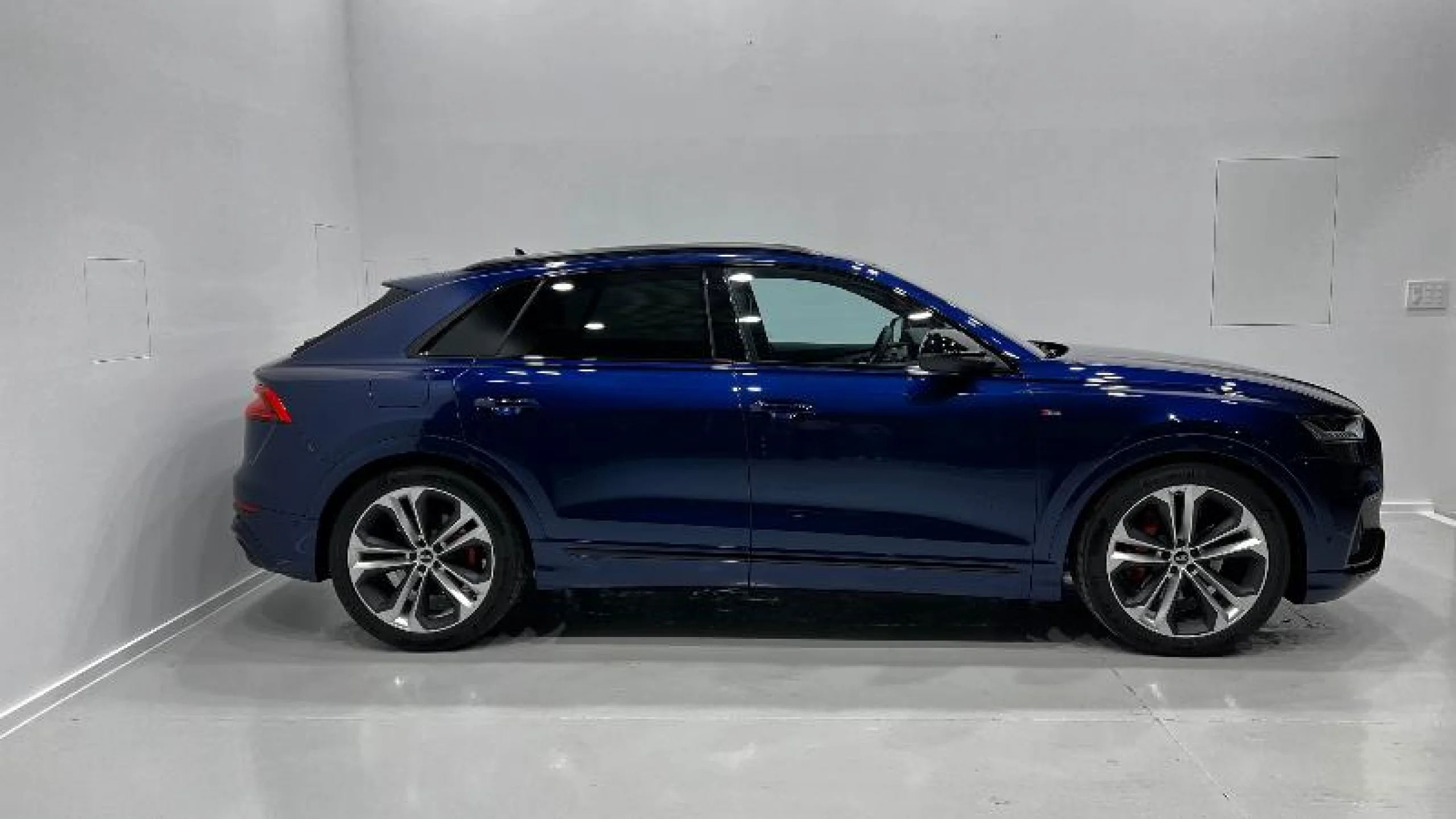 AUDI Q8 50 TDI 210KW BLACK LINE PLUS QUATTRO TIP - Foto 3
