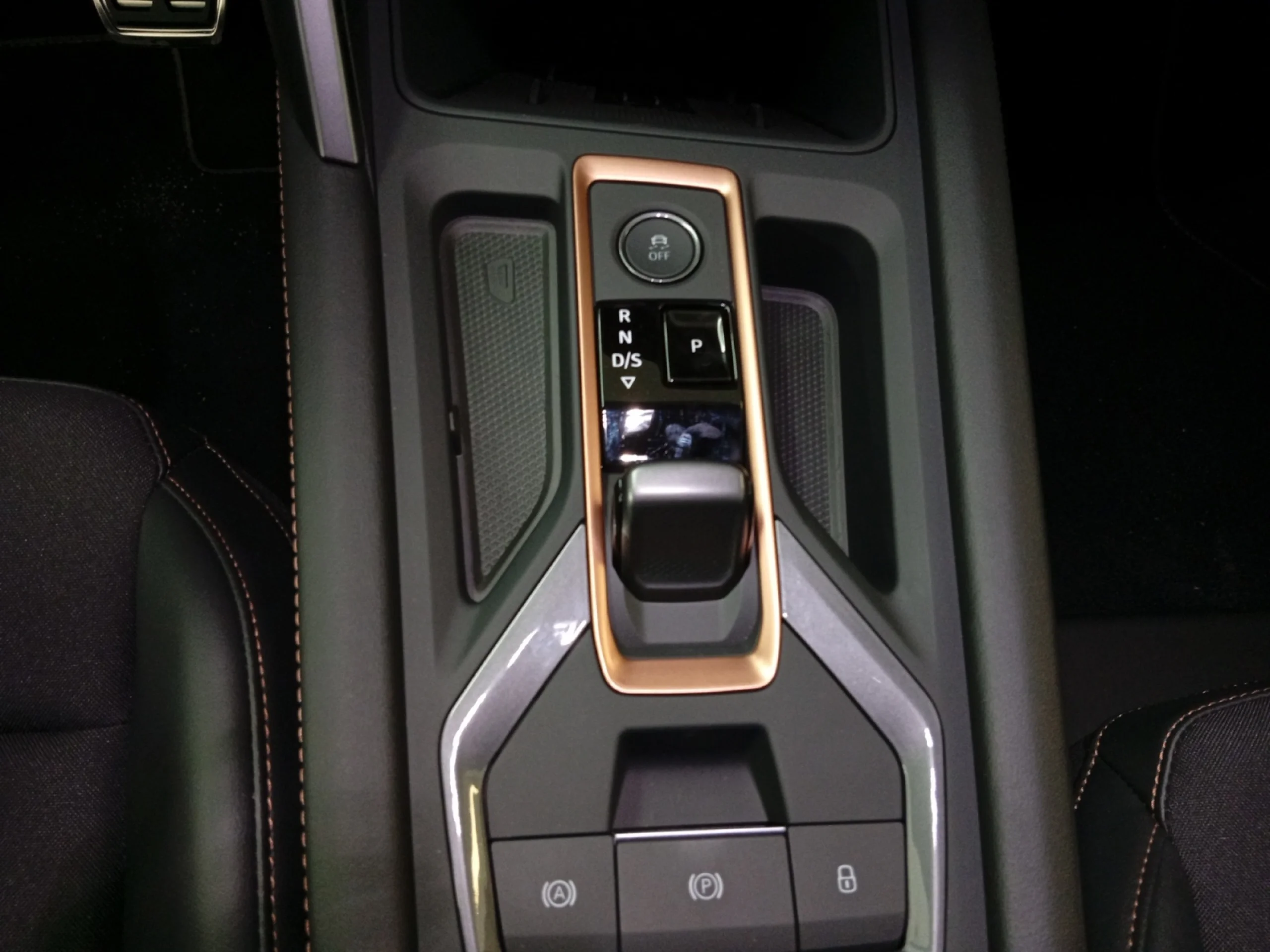 CUPRA FORMENTOR 1.5 TSI 110KW (150 CV) DSG - Foto 14