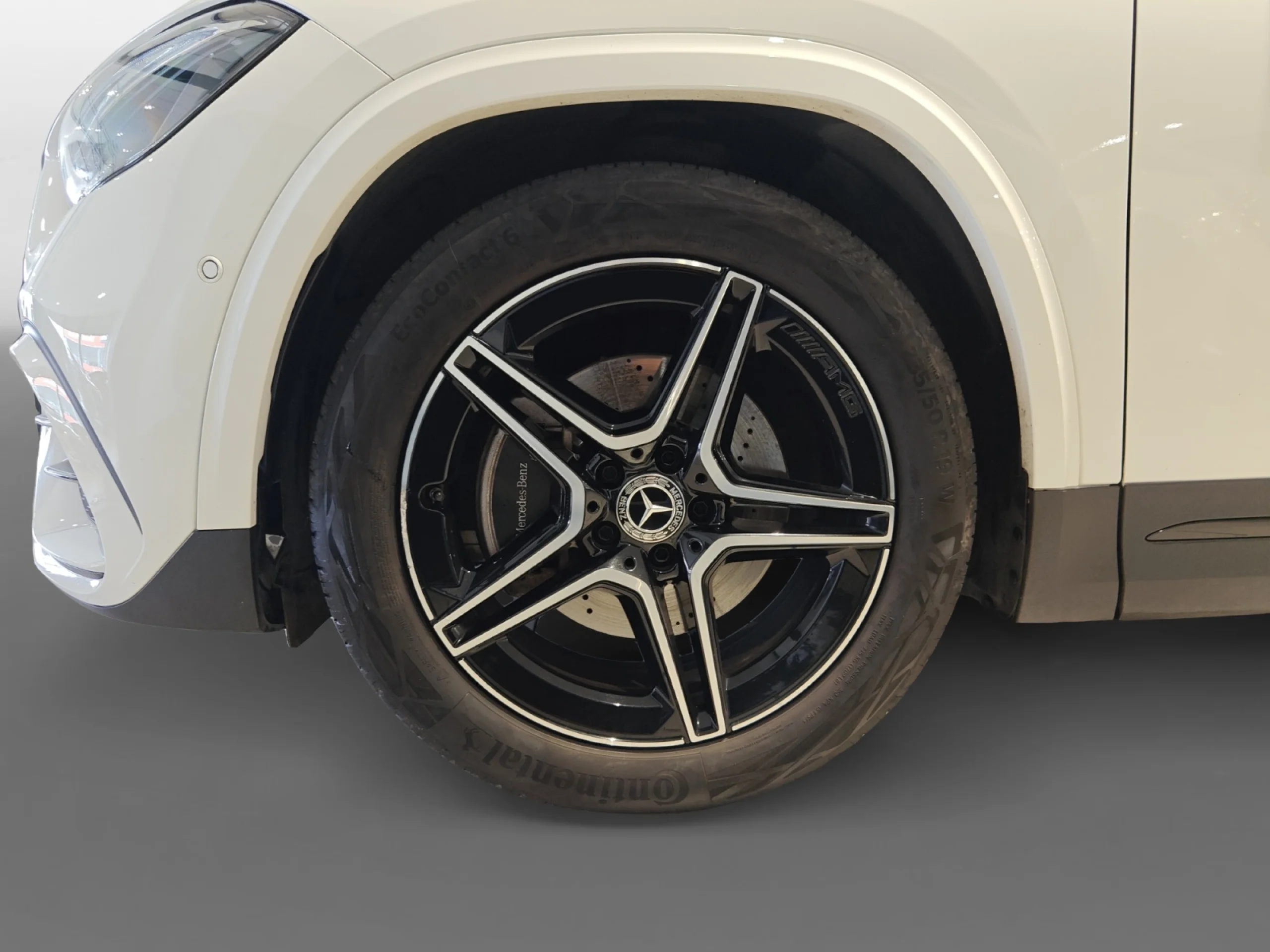 MERCEDES-BENZ GLA 200D - Foto 15