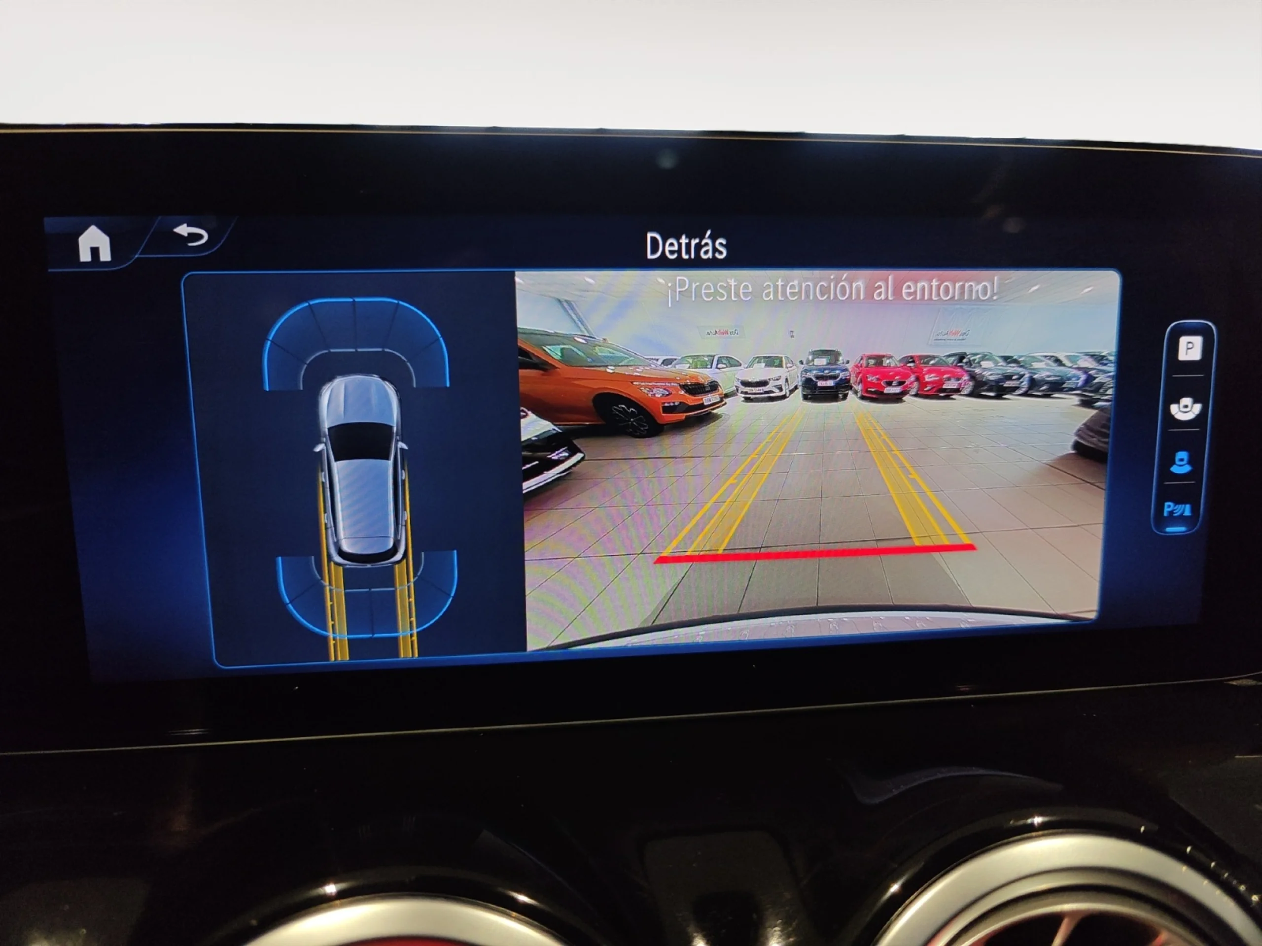 MERCEDES-BENZ GLA 200D - Foto 31