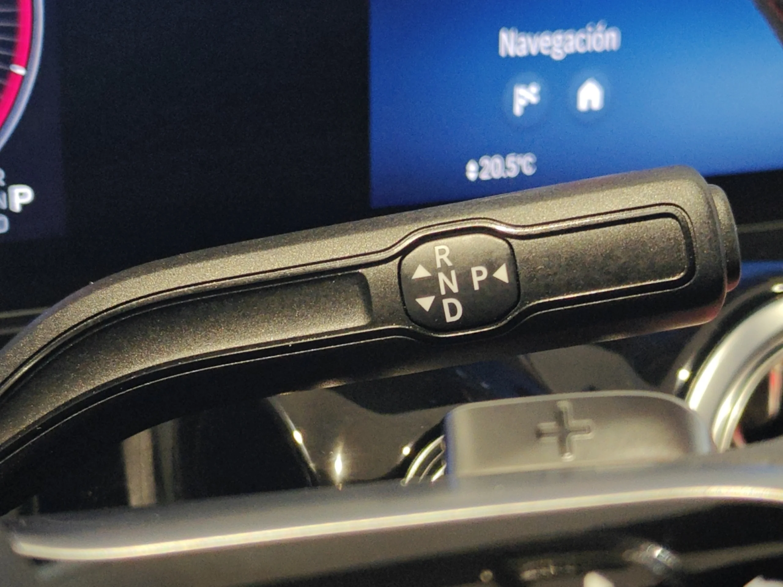 MERCEDES-BENZ GLA 200D - Foto 33