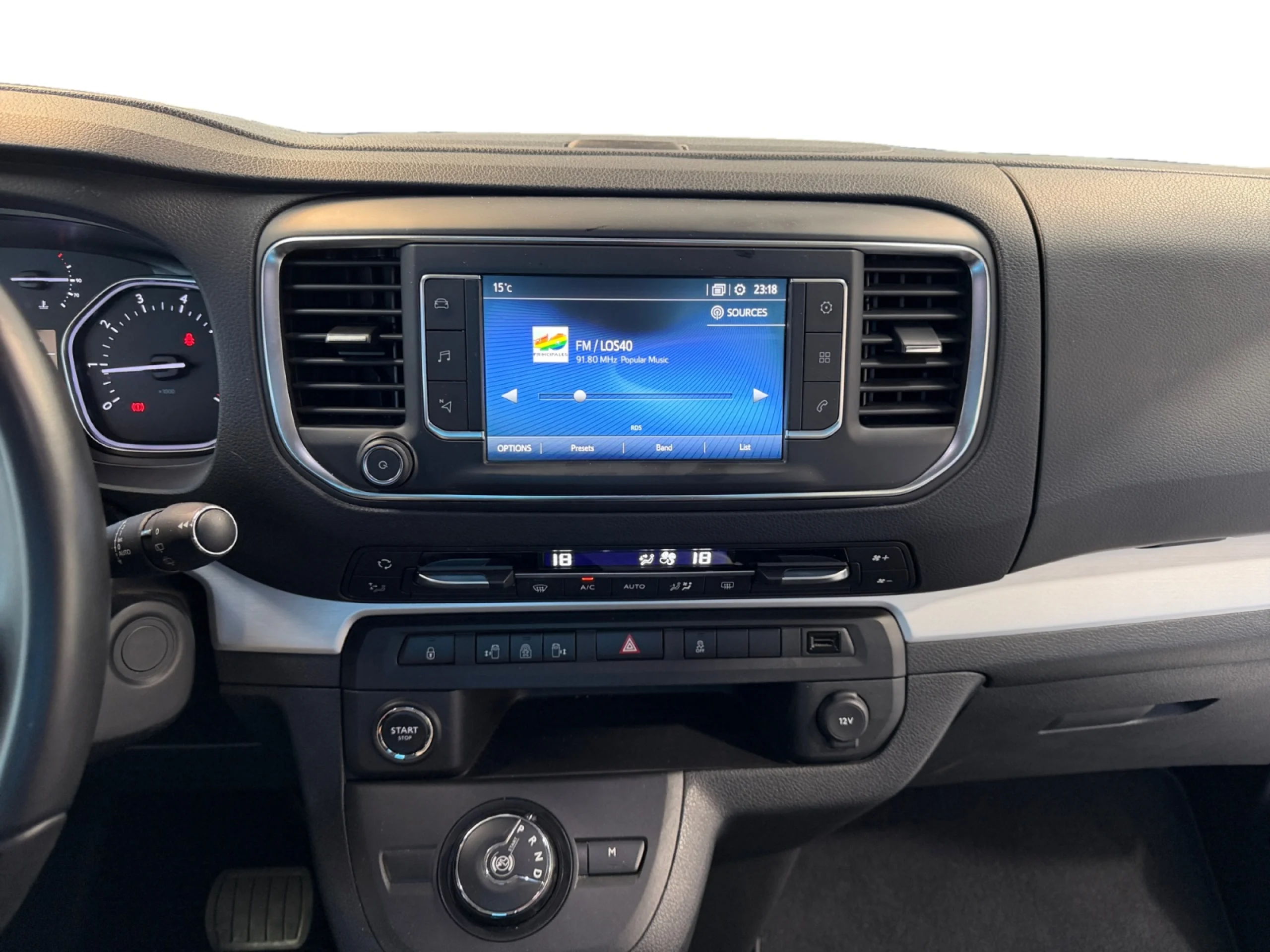 TOYOTA PROACE VERSO PROACE VIP LARGO (L2) 2,0D 180 AT 7P - Foto 9