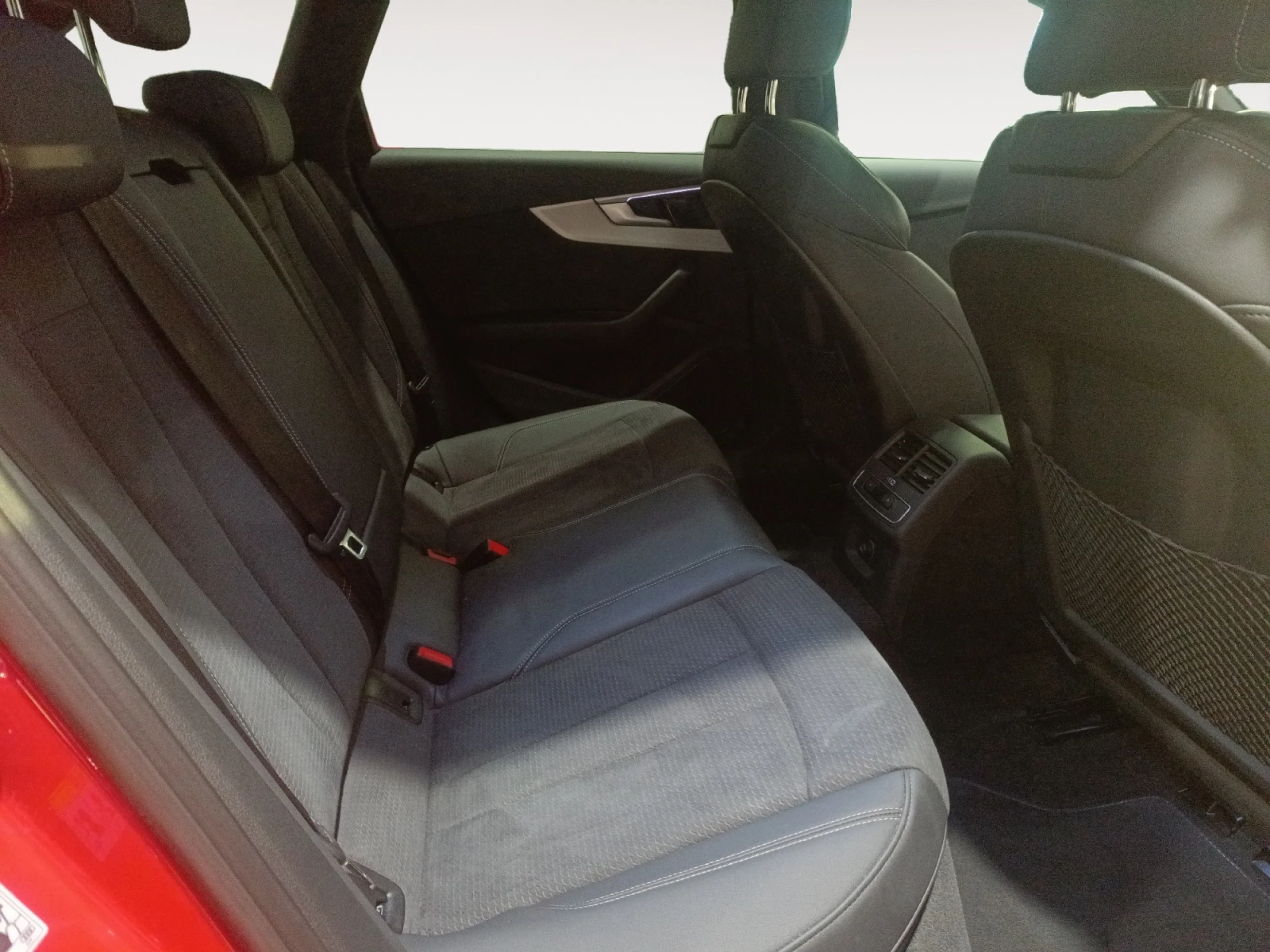 AUDI A4 AVANT S LINE 35 TDI 120KW S TRONIC - Foto 6