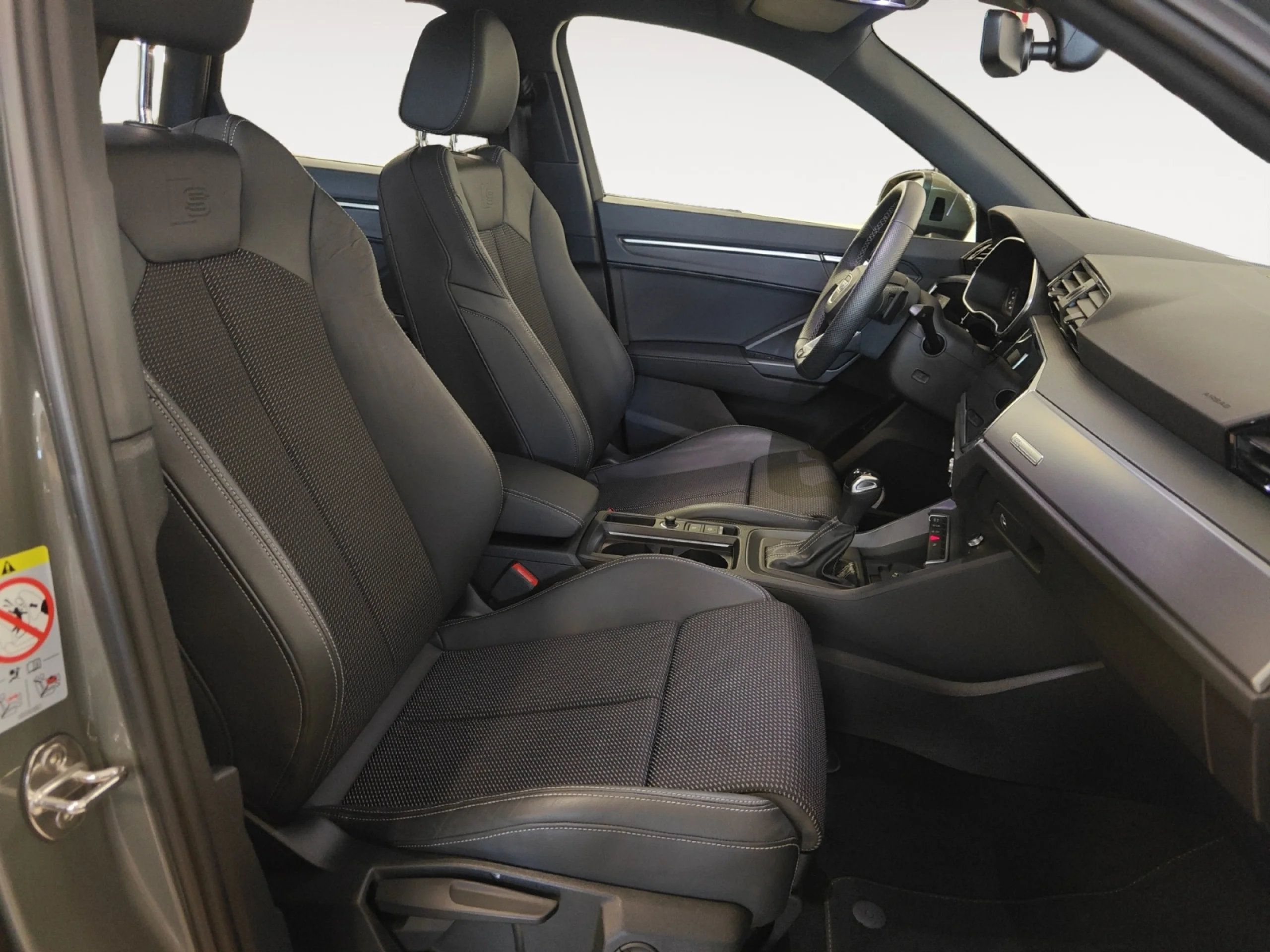 AUDI Q3 S LINE 35 TDI 110KW (150CV) S TRONIC - Foto 9