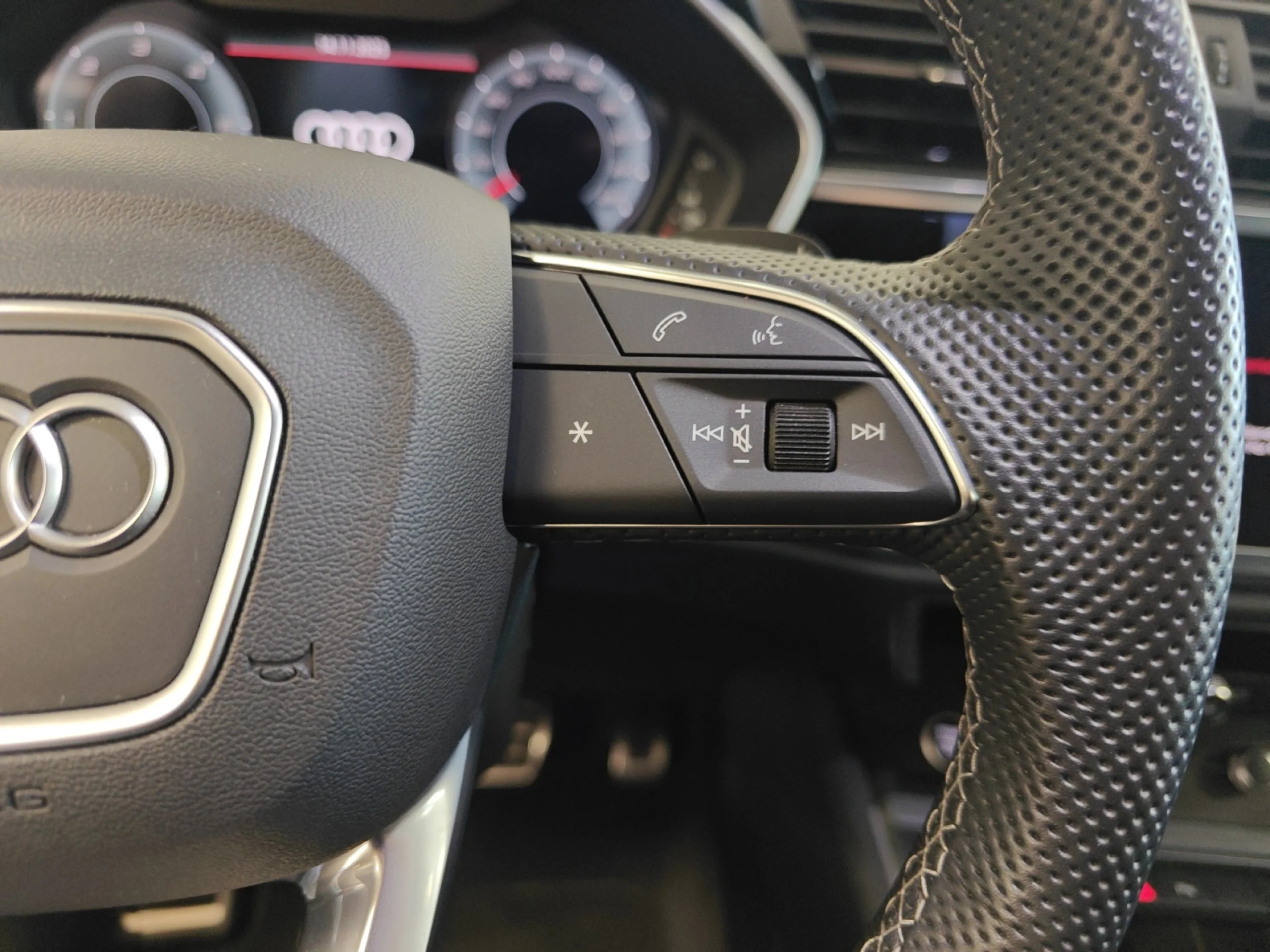 AUDI Q3 S LINE 35 TDI 110KW (150CV) S TRONIC - Foto 13