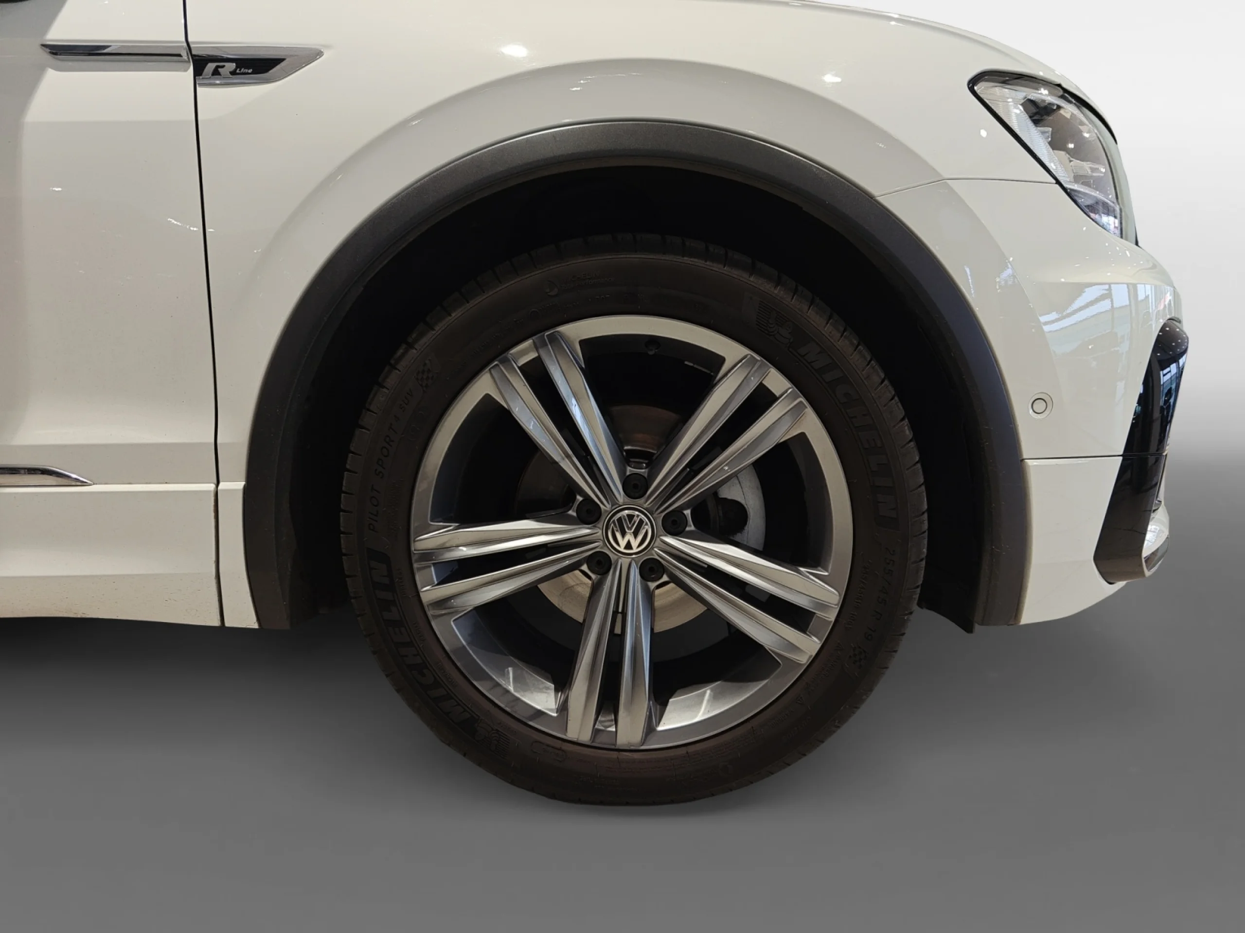 VOLKSWAGEN TIGUAN SPORT 2.0 TDI 110KW (150CV) DSG - Foto 11