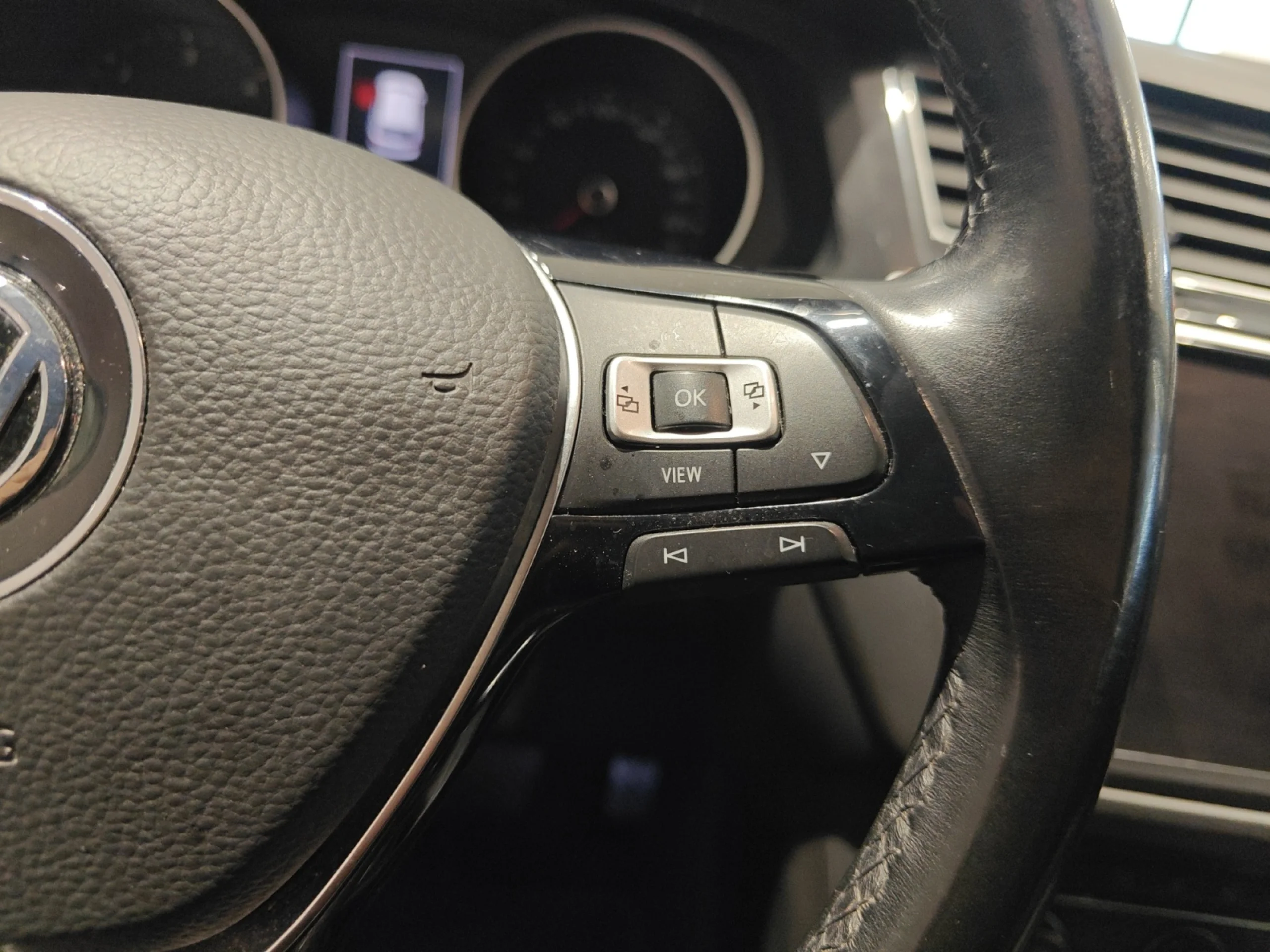 VOLKSWAGEN TIGUAN SPORT 2.0 TDI 110KW (150CV) DSG - Foto 13