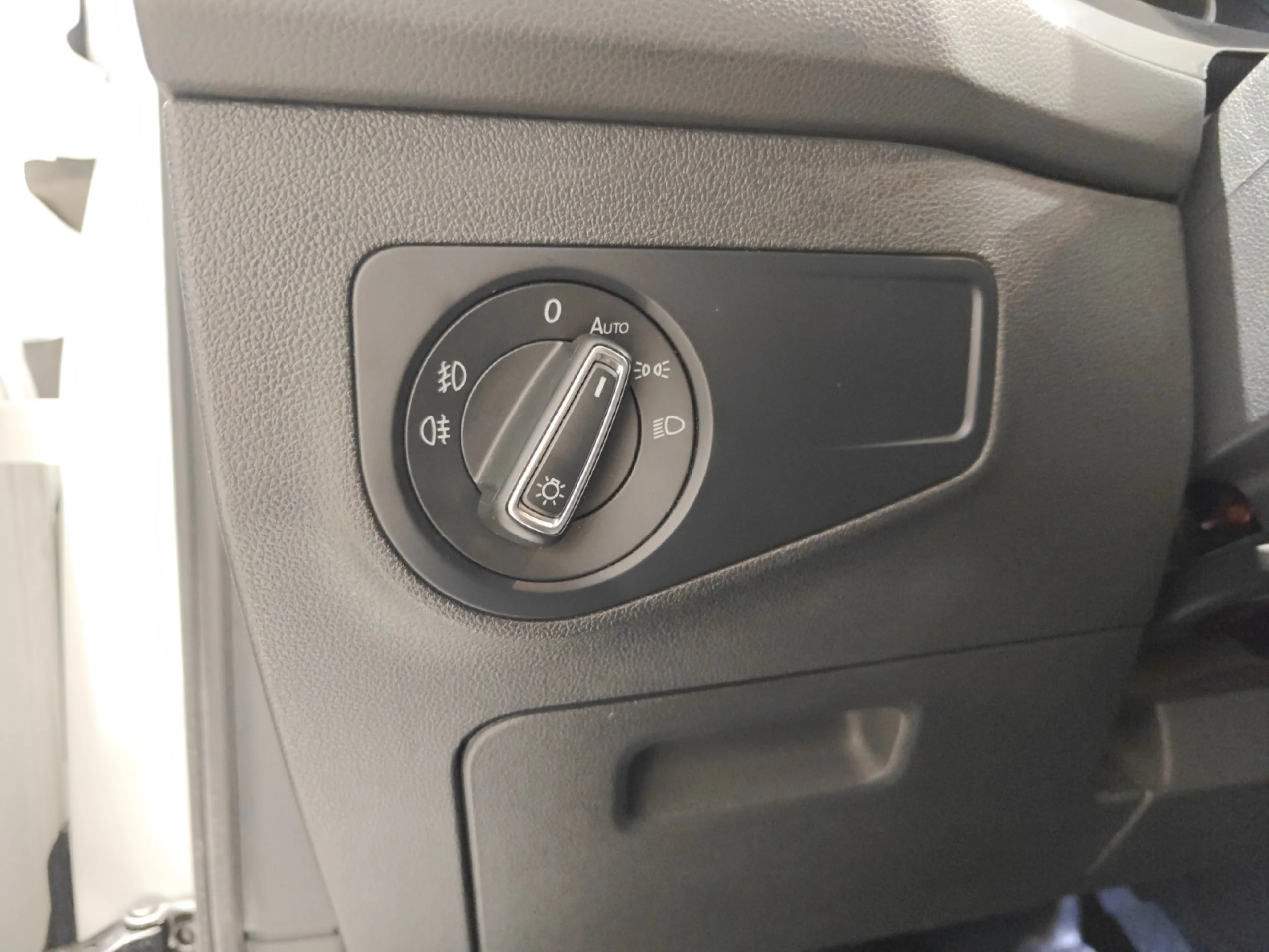 VOLKSWAGEN TIGUAN SPORT 2.0 TDI 110KW (150CV) DSG - Foto 15