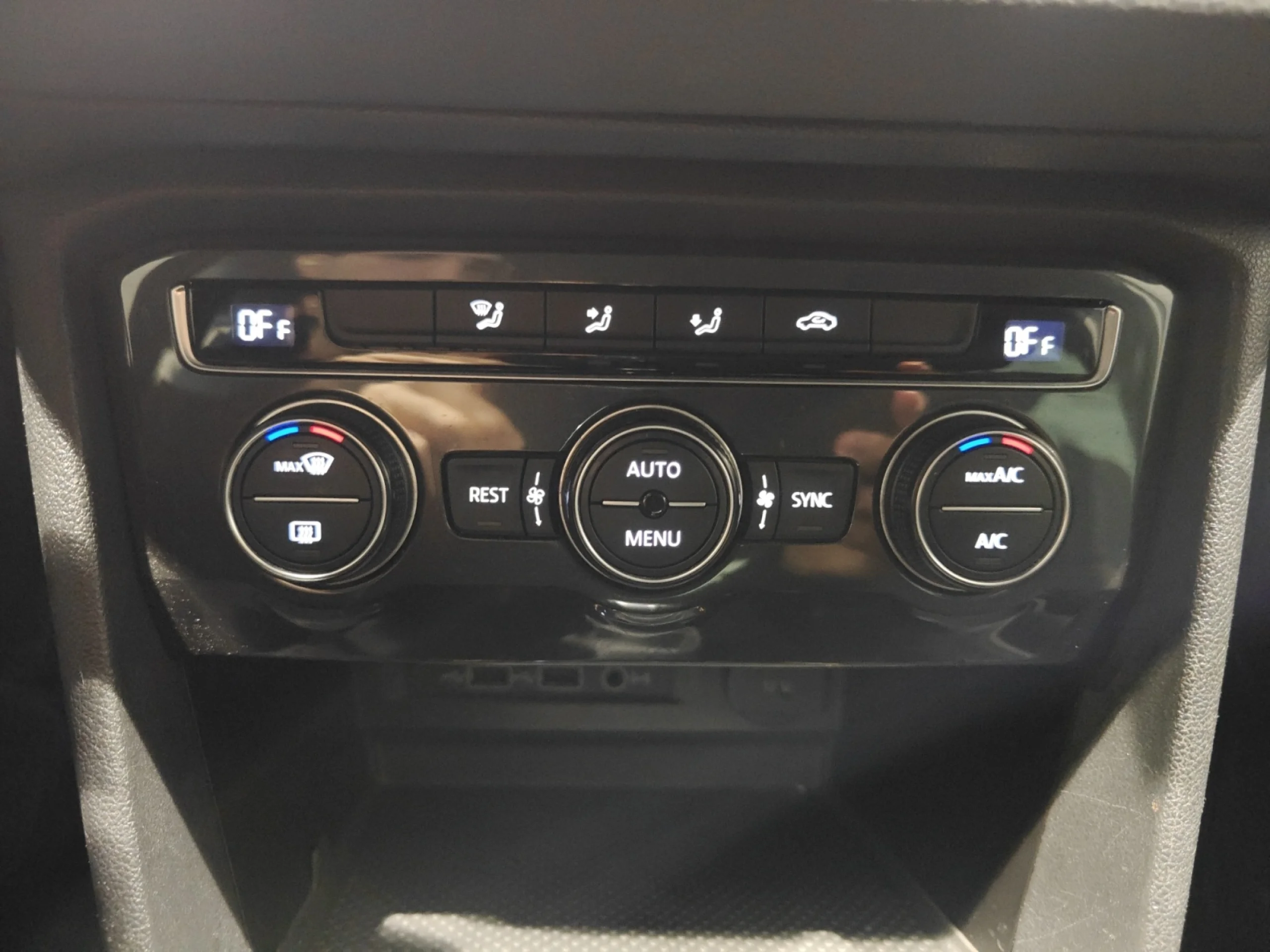 VOLKSWAGEN TIGUAN SPORT 2.0 TDI 110KW (150CV) DSG - Foto 21