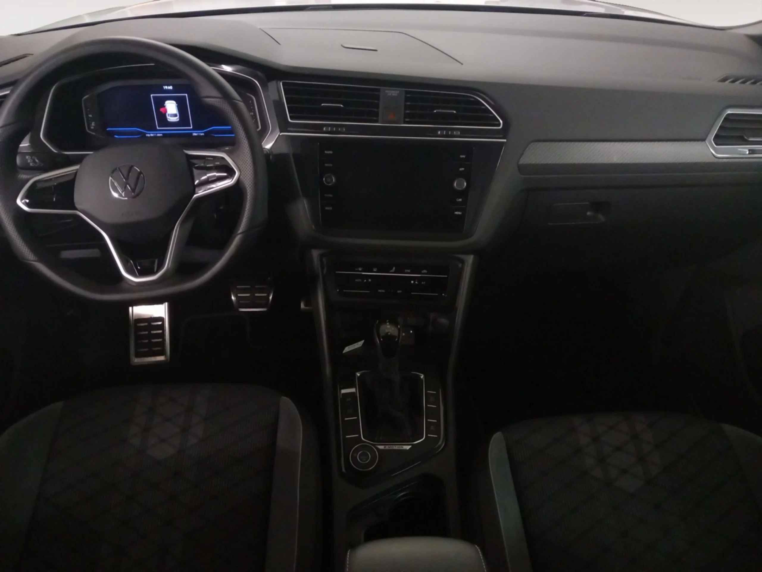 VOLKSWAGEN TIGUAN R LINE 2.0 TDI 147KW (200CV) DSG - Foto 4