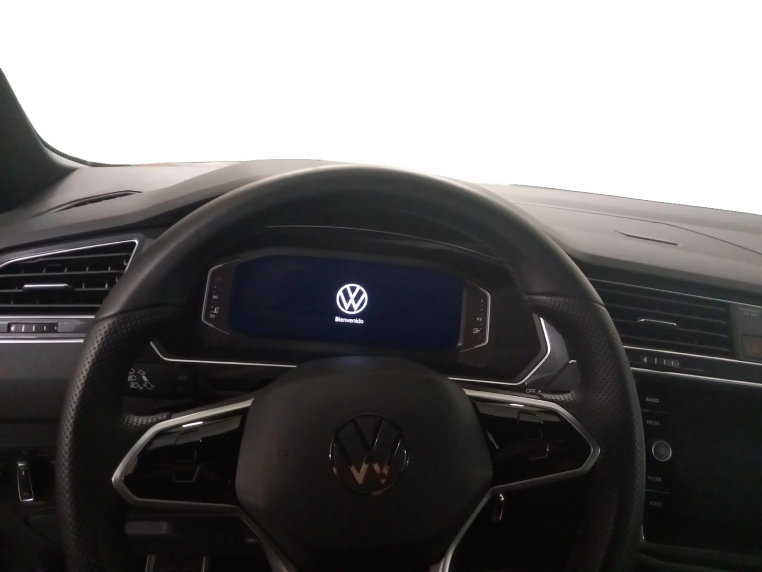 VOLKSWAGEN TIGUAN R LINE 2.0 TDI 147KW (200CV) DSG - Foto 9