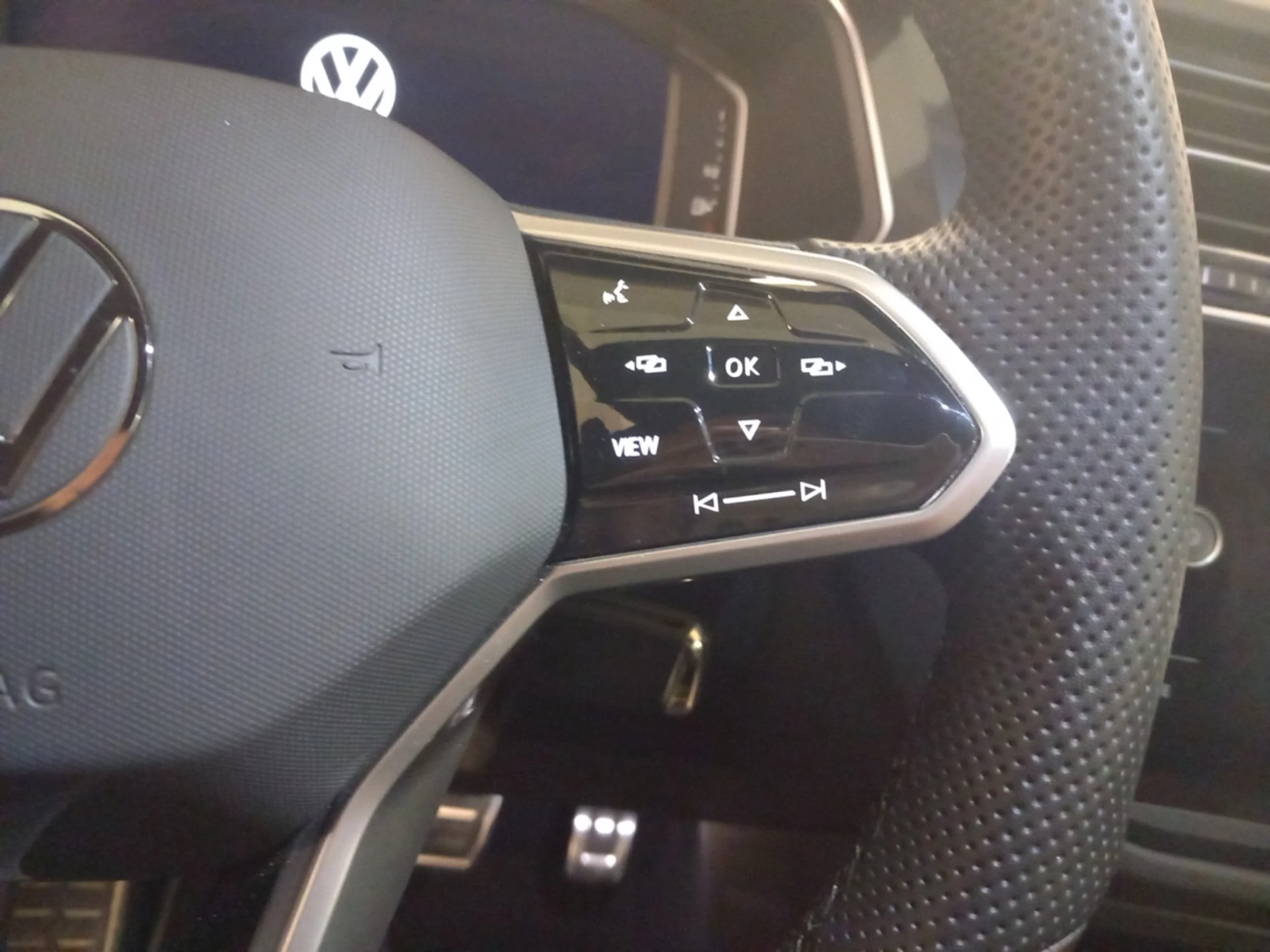 VOLKSWAGEN TIGUAN R LINE 2.0 TDI 147KW (200CV) DSG - Foto 10