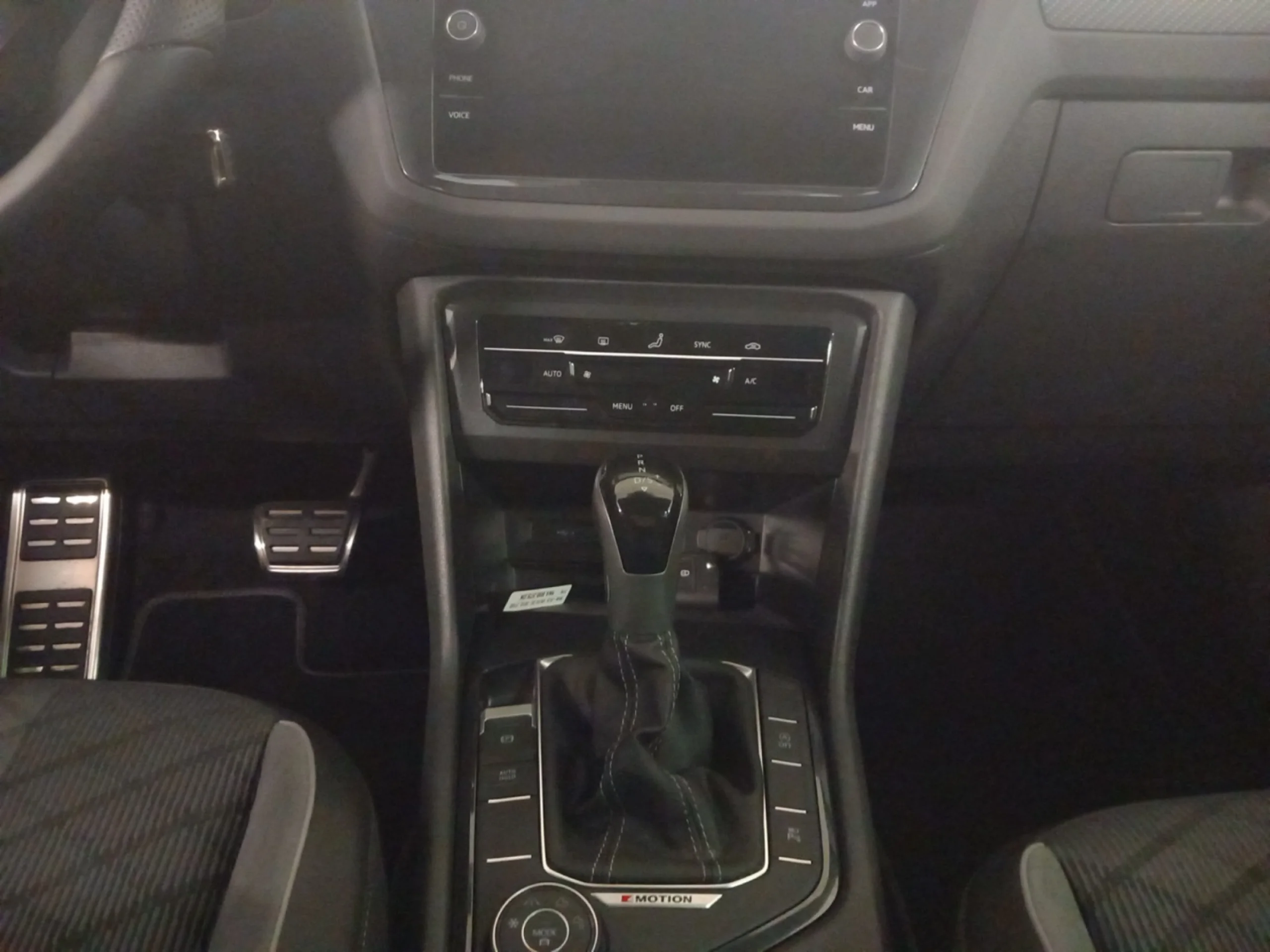 VOLKSWAGEN TIGUAN R LINE 2.0 TDI 147KW (200CV) DSG - Foto 14