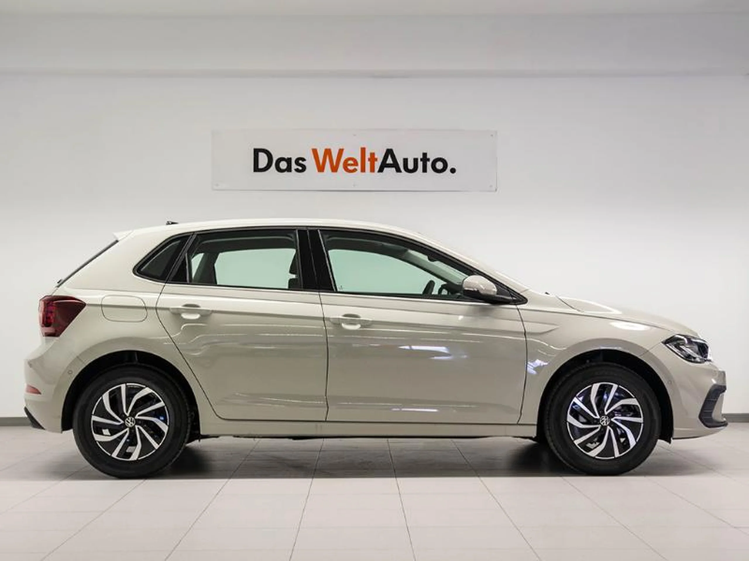 VOLKSWAGEN POLO LIFE 1.0 TSI 70KW (95CV) - Foto 3