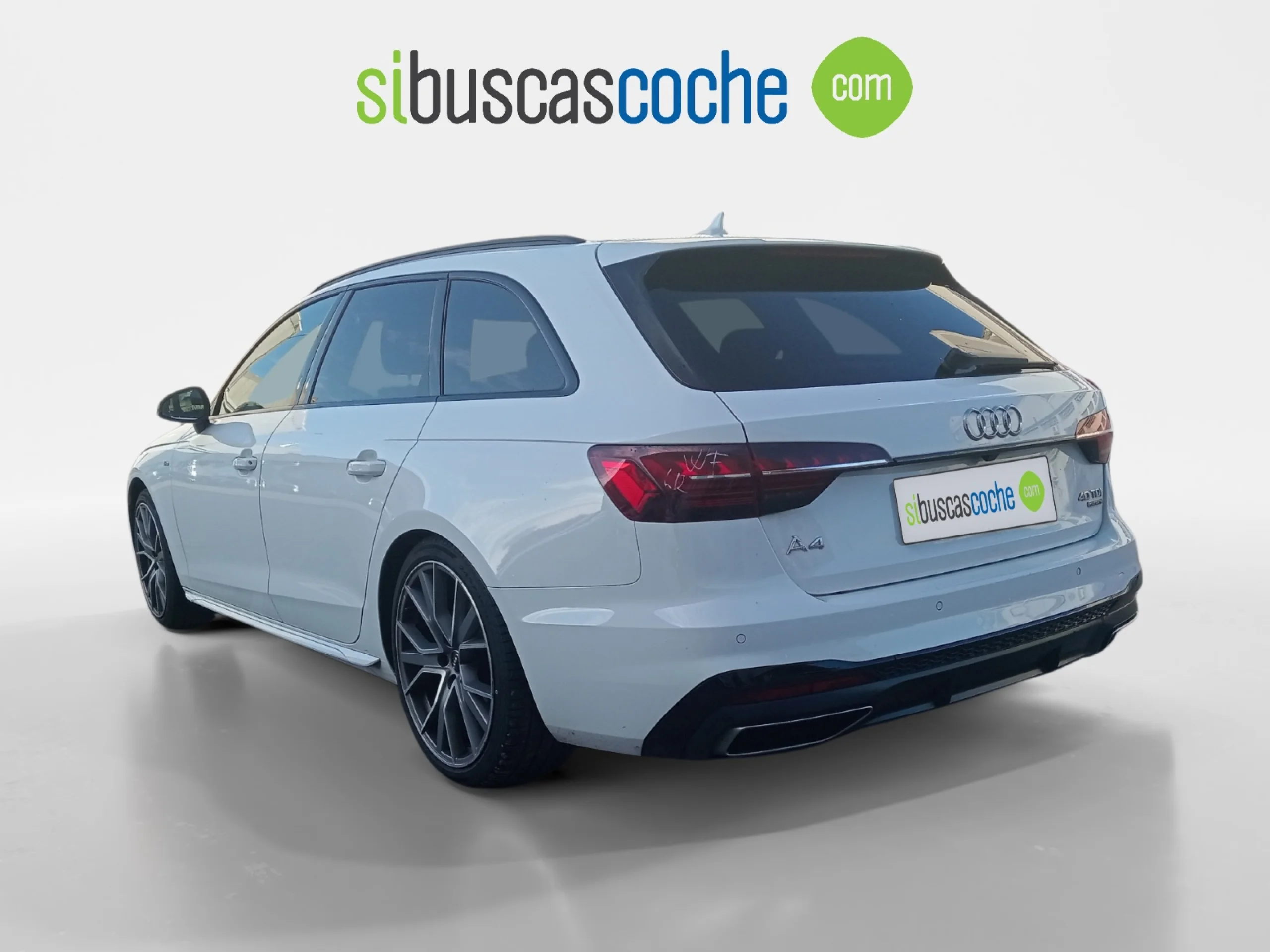 AUDI A4 AVANT BLACK LINE 40 TDI 140KW QUAT S TRO - Foto 2