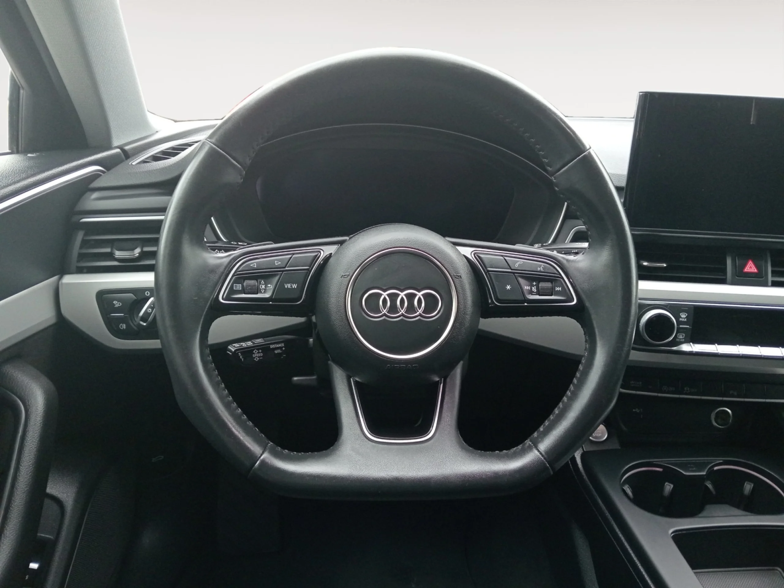 AUDI A4 AVANT BLACK LINE 40 TDI 140KW QUAT S TRO - Foto 11