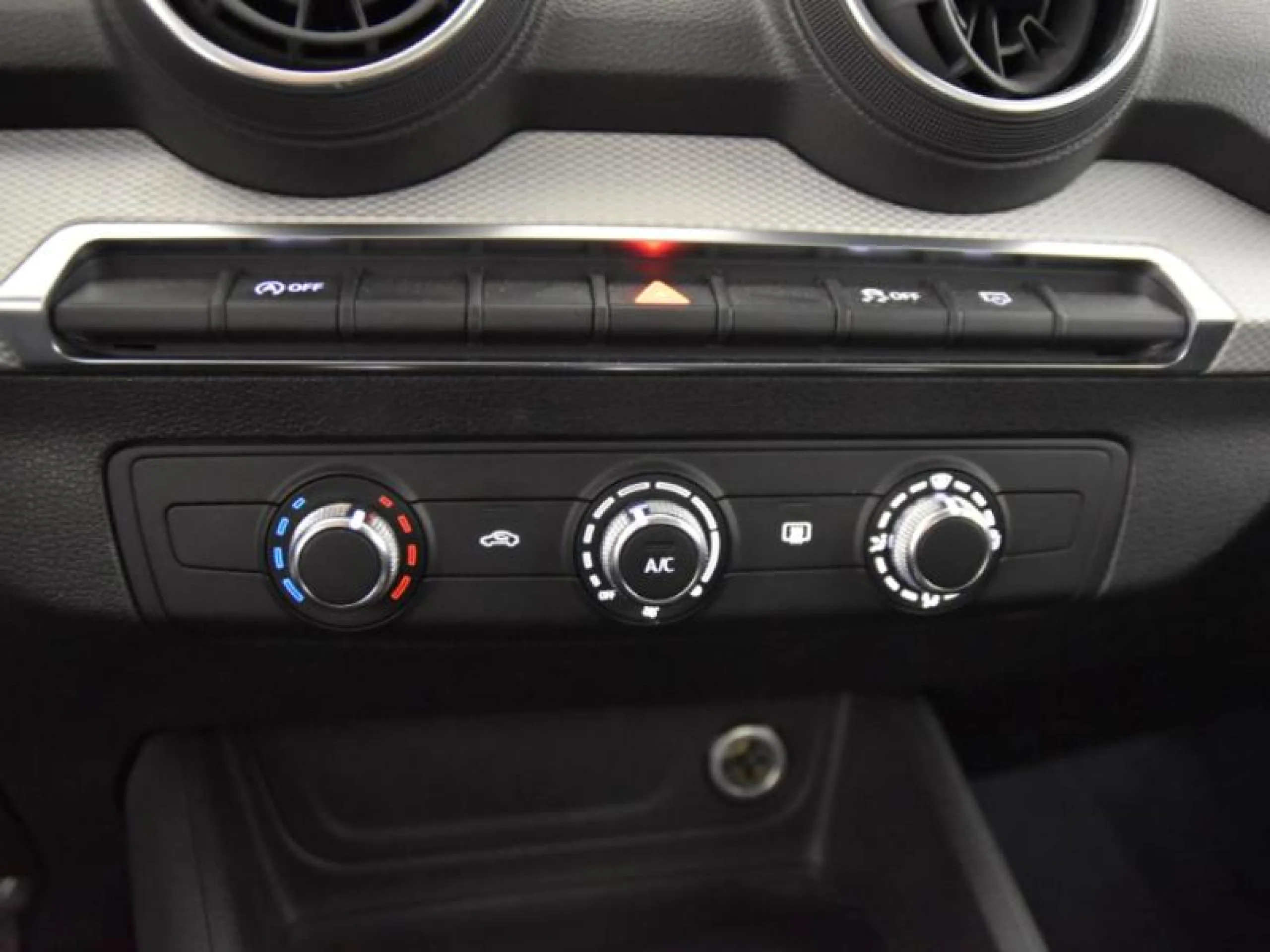 AUDI Q2 ADVANCED 30 TDI 85KW (116CV) S TRONIC - Foto 11