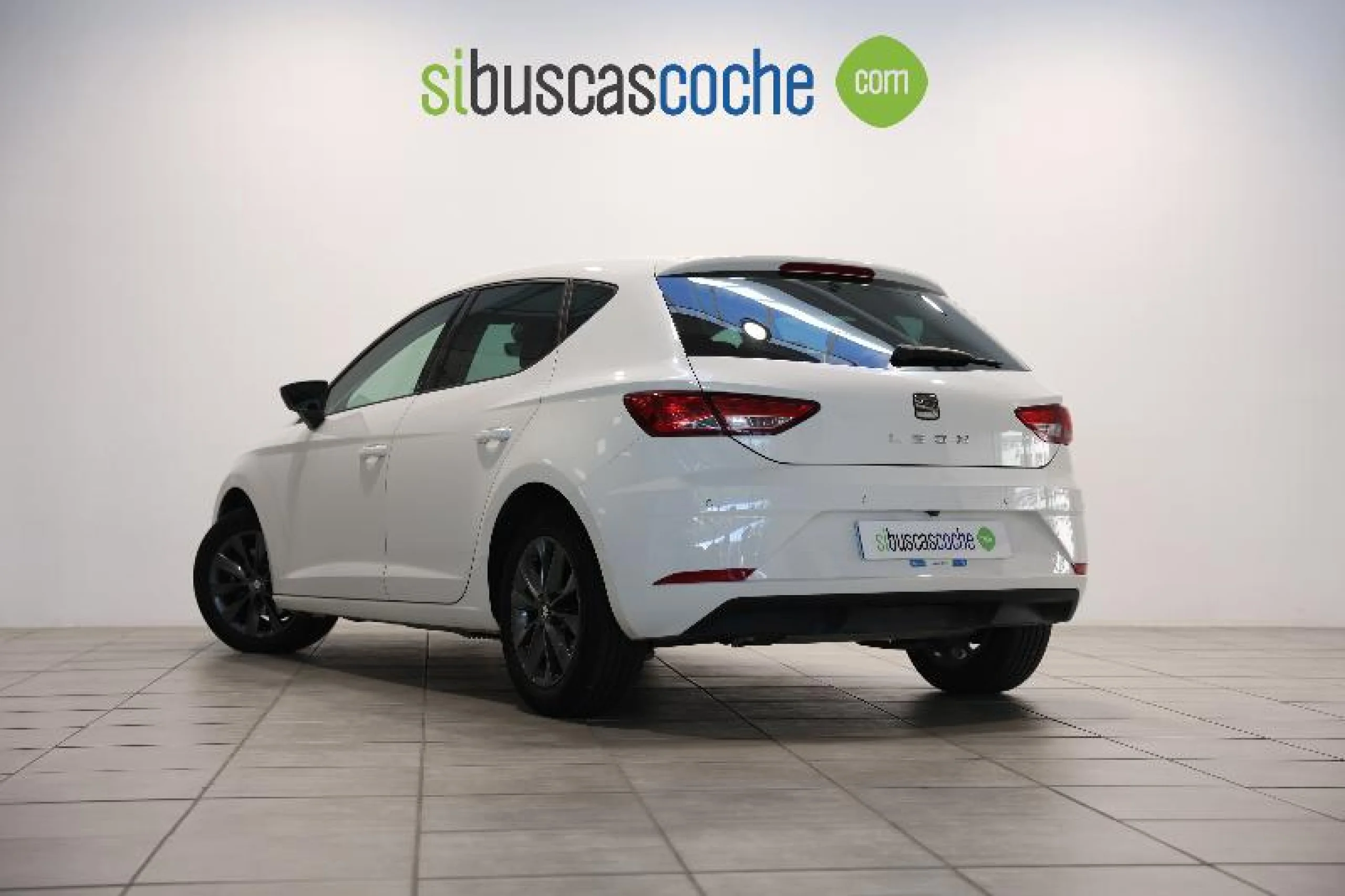 SEAT LEON 1.5 TSI 96KW (130CV) S&S STYLE VISIO ED - Foto 2